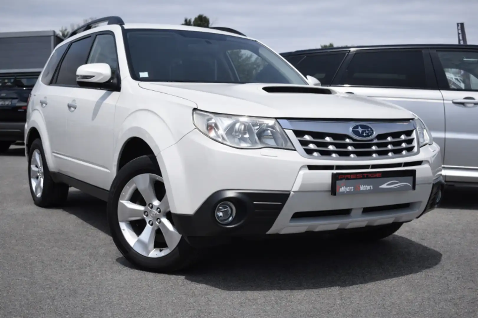 Subaru Forester 2.0 D BOXER DIESEL AWD Weiß - 1