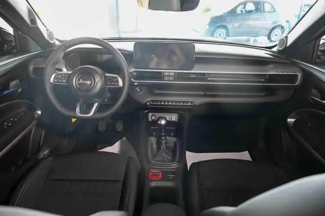 Jeep Avenger view 7