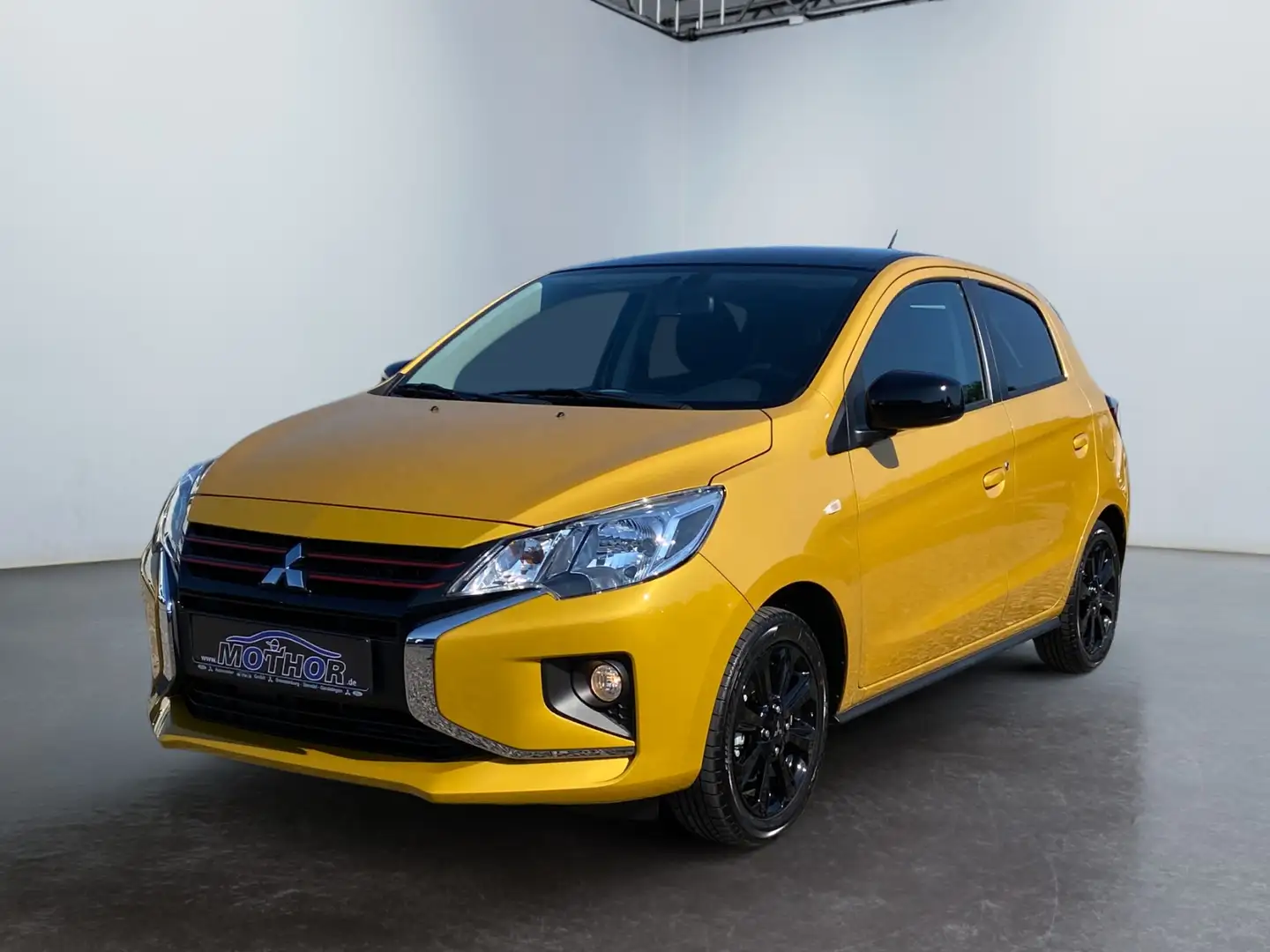 Mitsubishi Space Star Select+ Black 1,2 l MIVEC AS&G Kamera Geel - 2