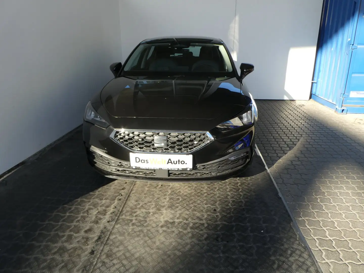 SEAT Leon Style Edition 1.5 TSI 115 PS Schwarz - 2