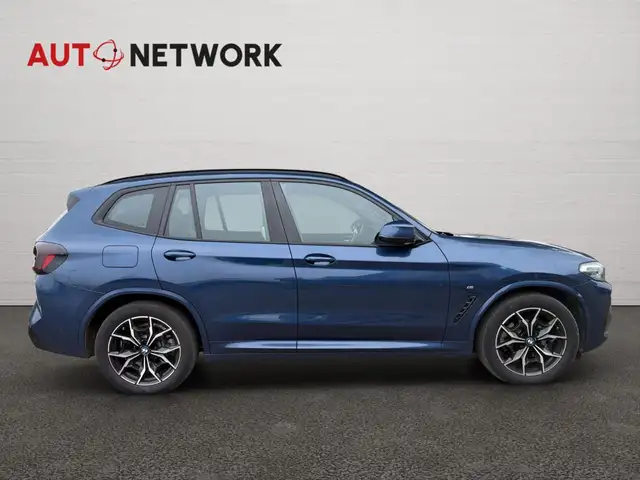 BMW X3 view 7