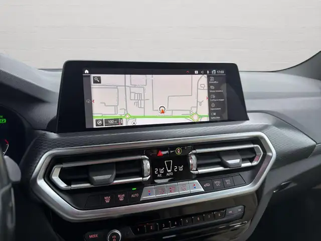 BMW X3 view 13