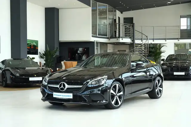 Mercedes-Benz SLC 250 d*SPORTSITZE*PANO*KAMERA*LED.INT
