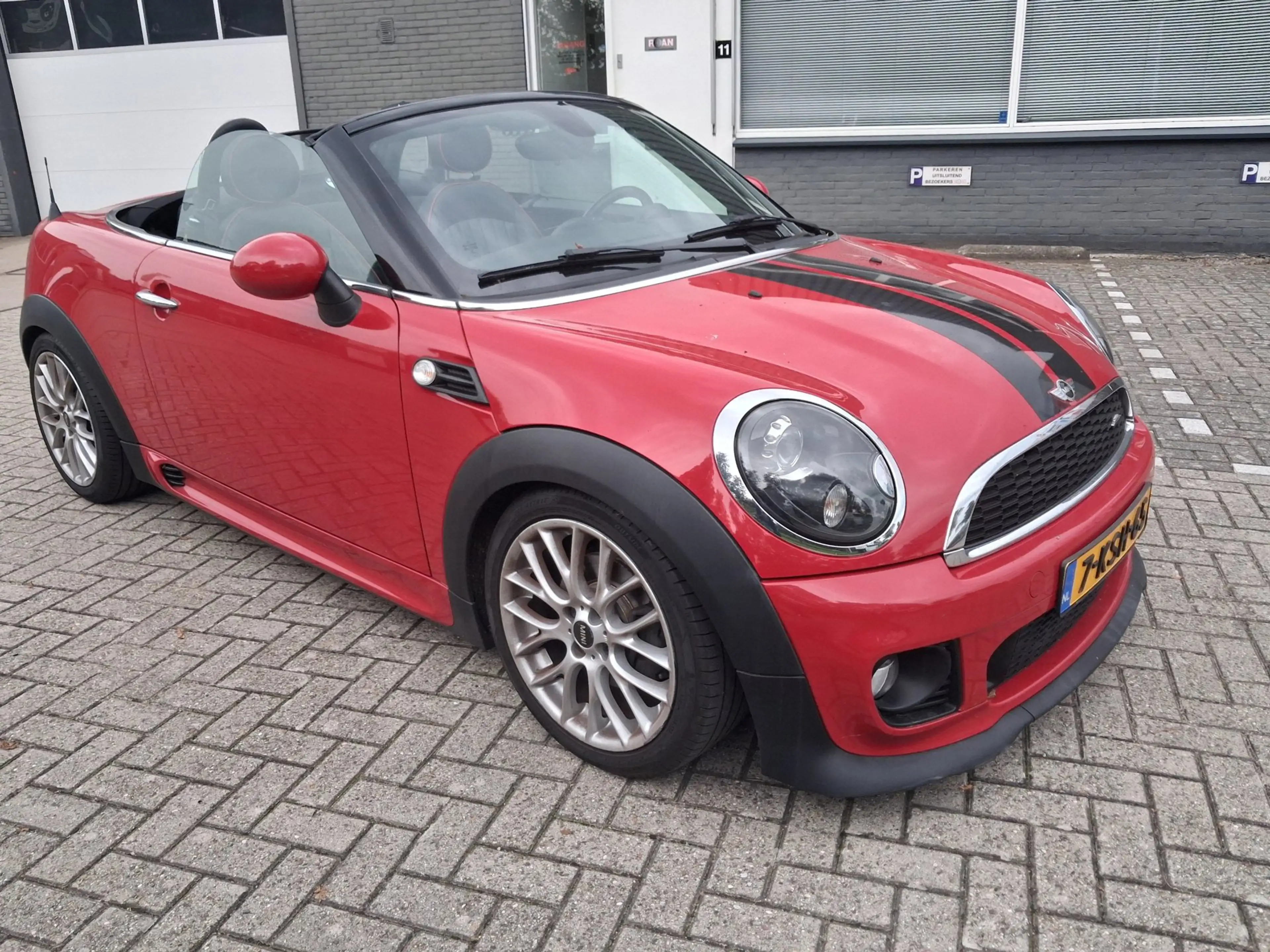 MINI John Cooper Works Cabrio 1.6 Chili — photo 5