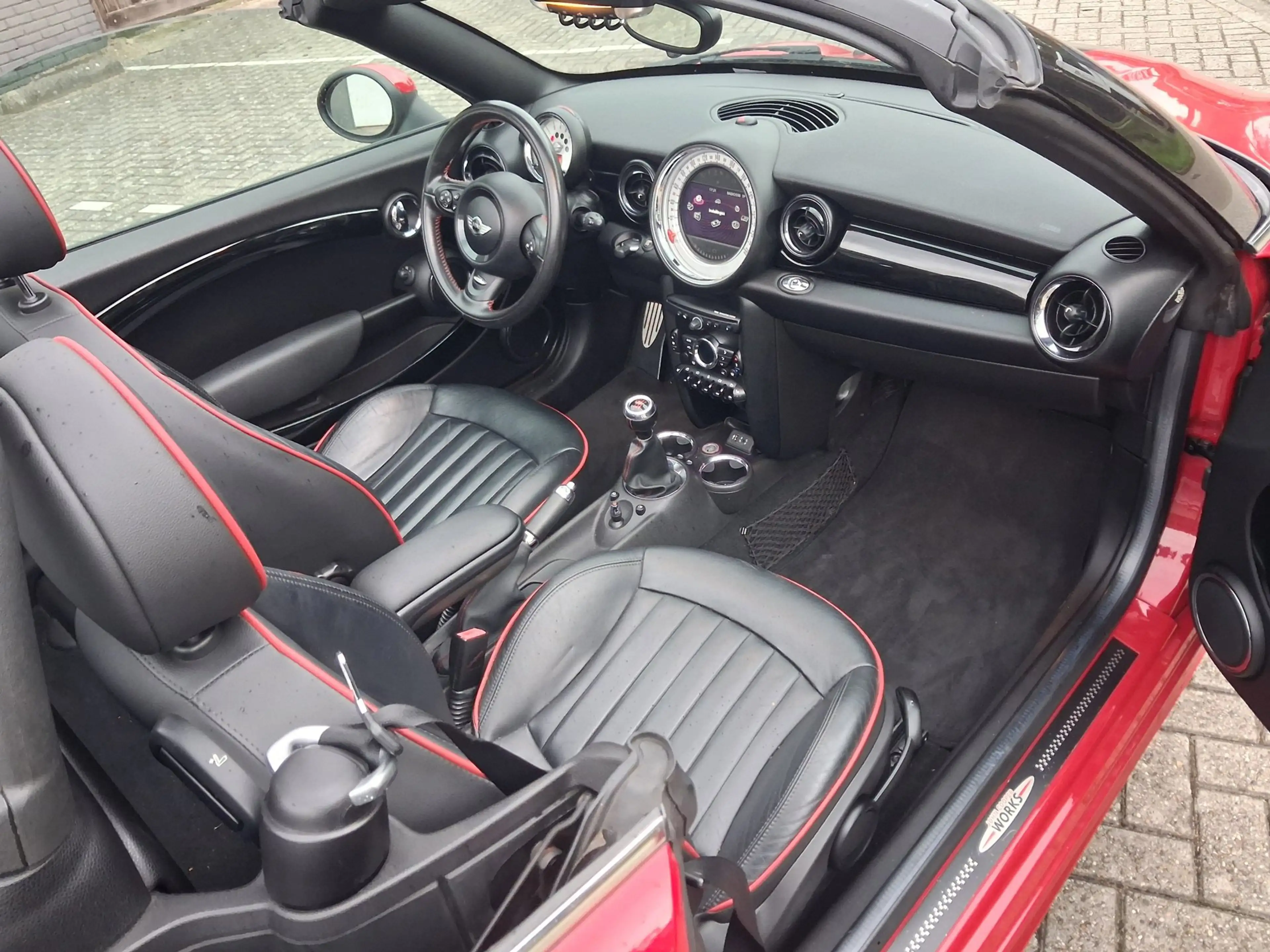 MINI John Cooper Works Cabrio 1.6 Chili — photo 7