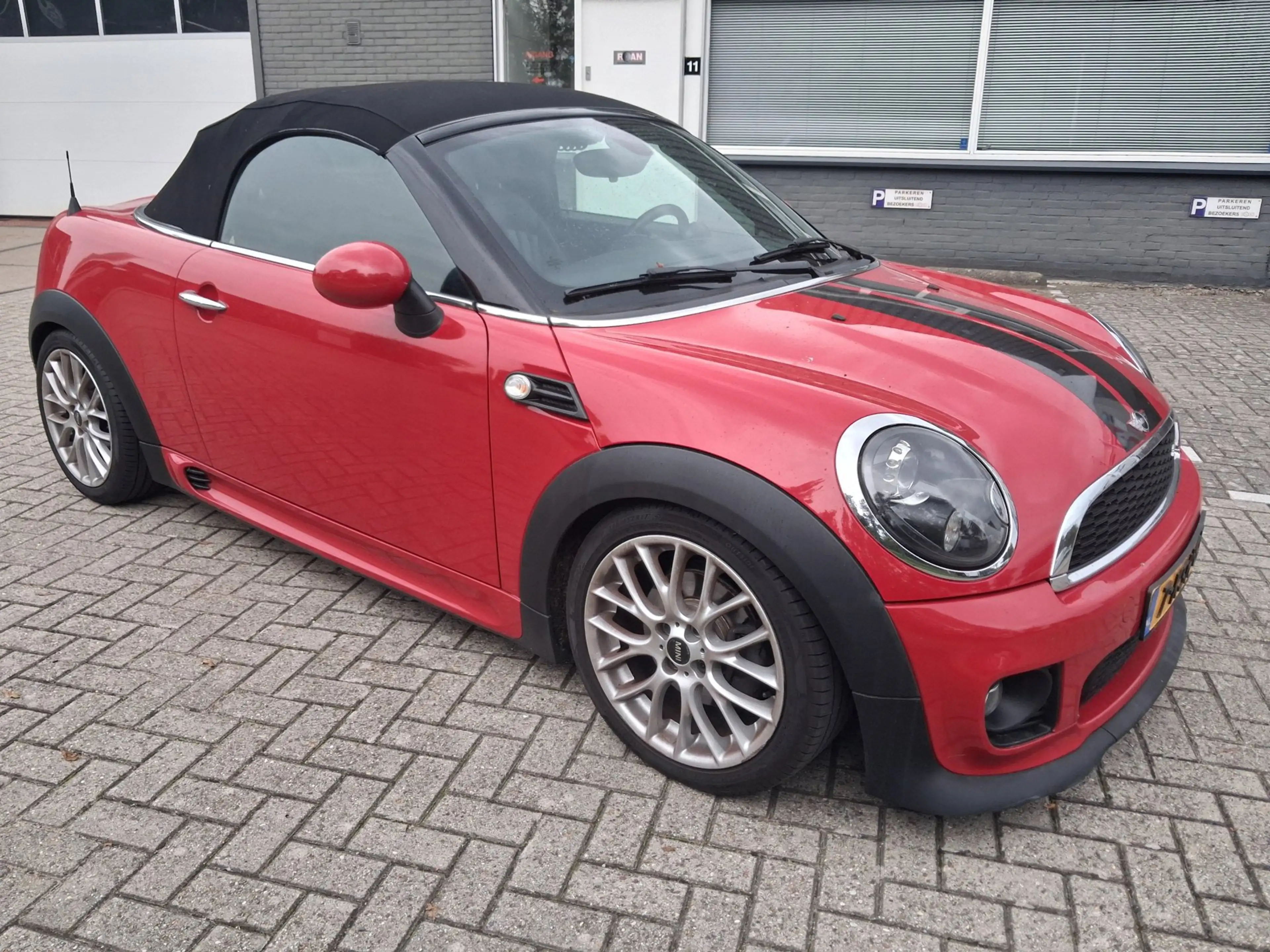 MINI John Cooper Works Cabrio 1.6 Chili — photo 14