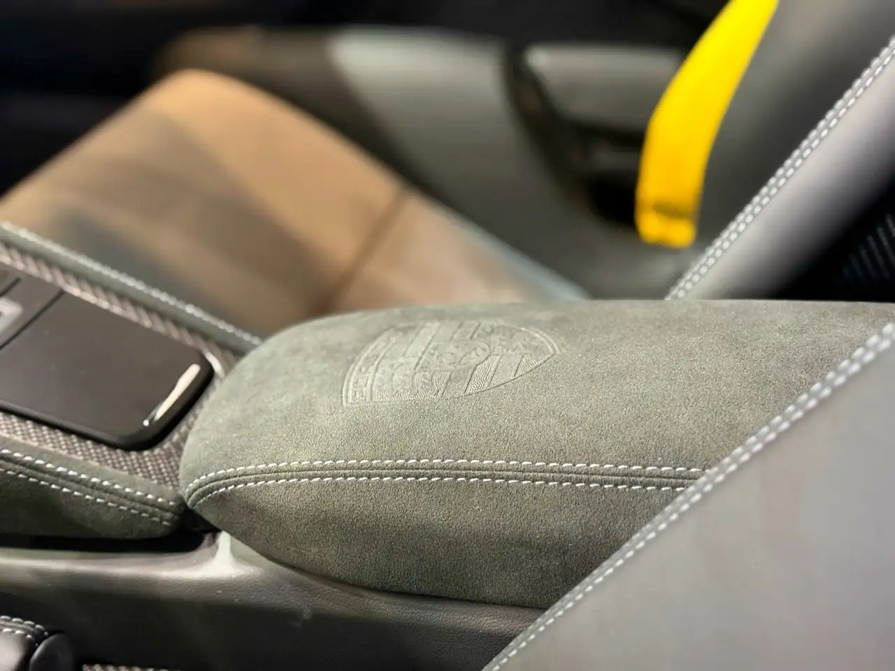 Porsche 718 Cayman снимка Porsche 718 Cayman