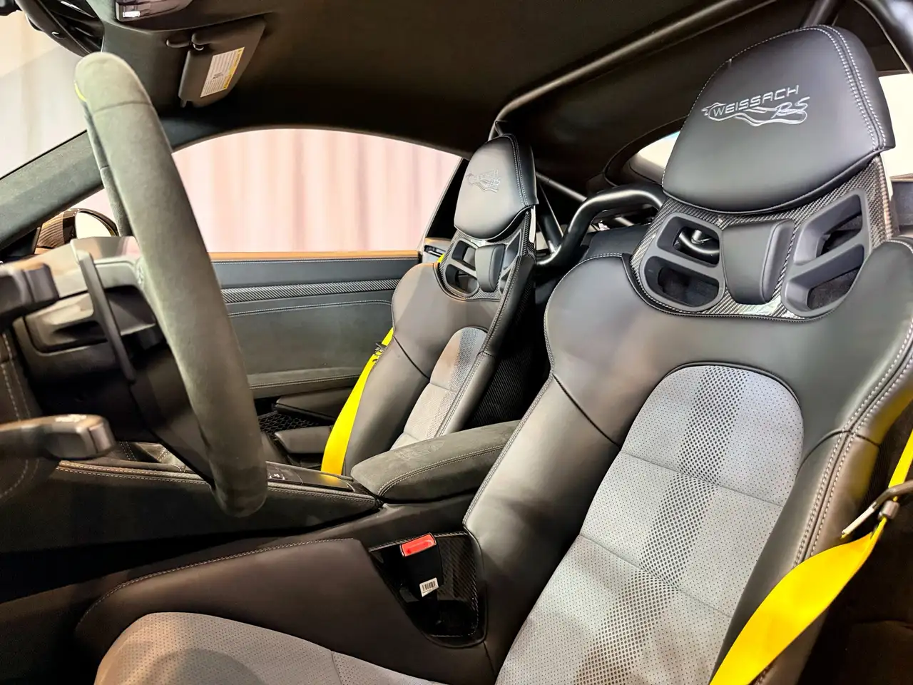 Porsche 718 Cayman снимка Porsche 718 Cayman