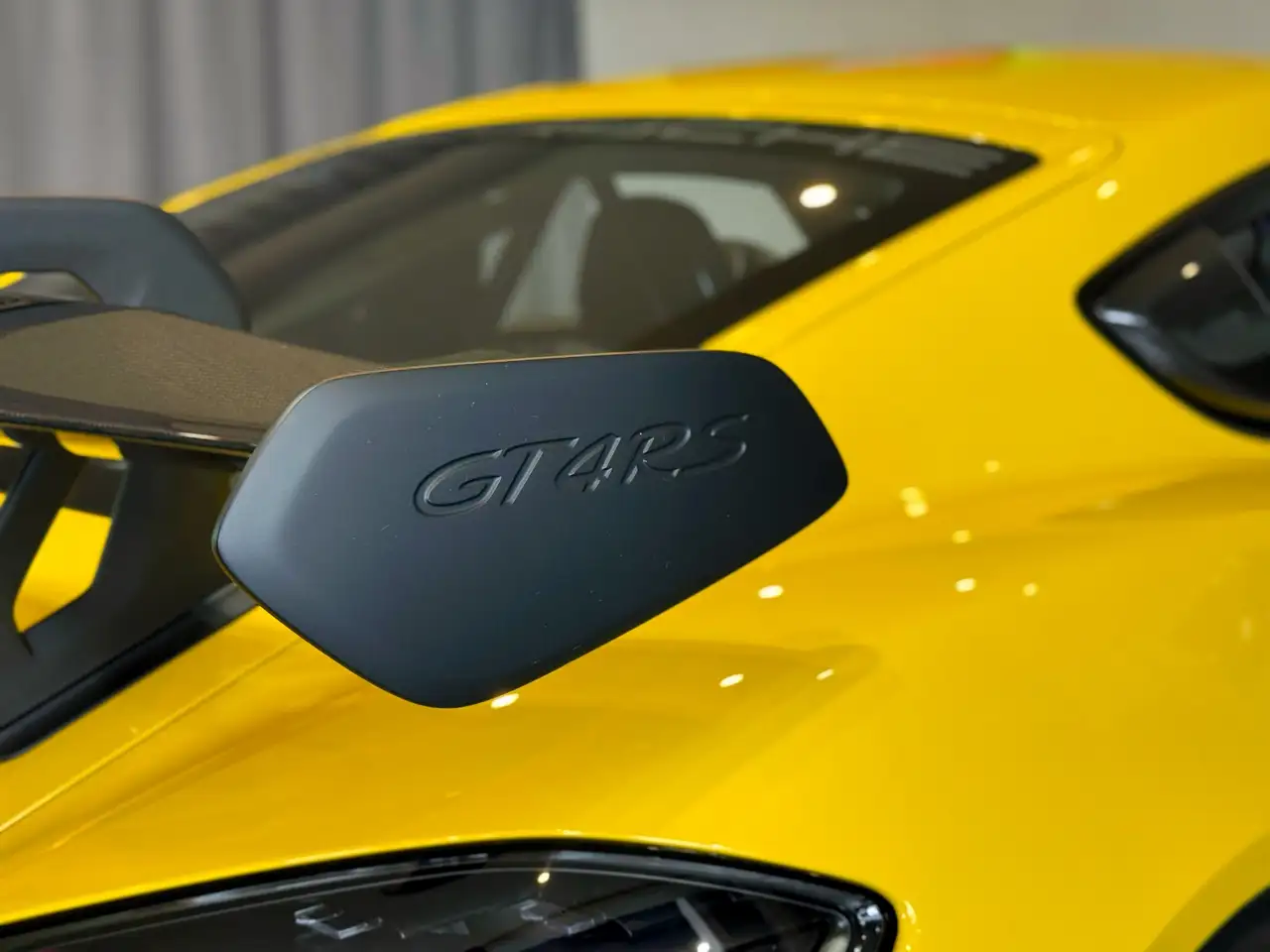 Porsche 718 Cayman снимка Porsche 718 Cayman
