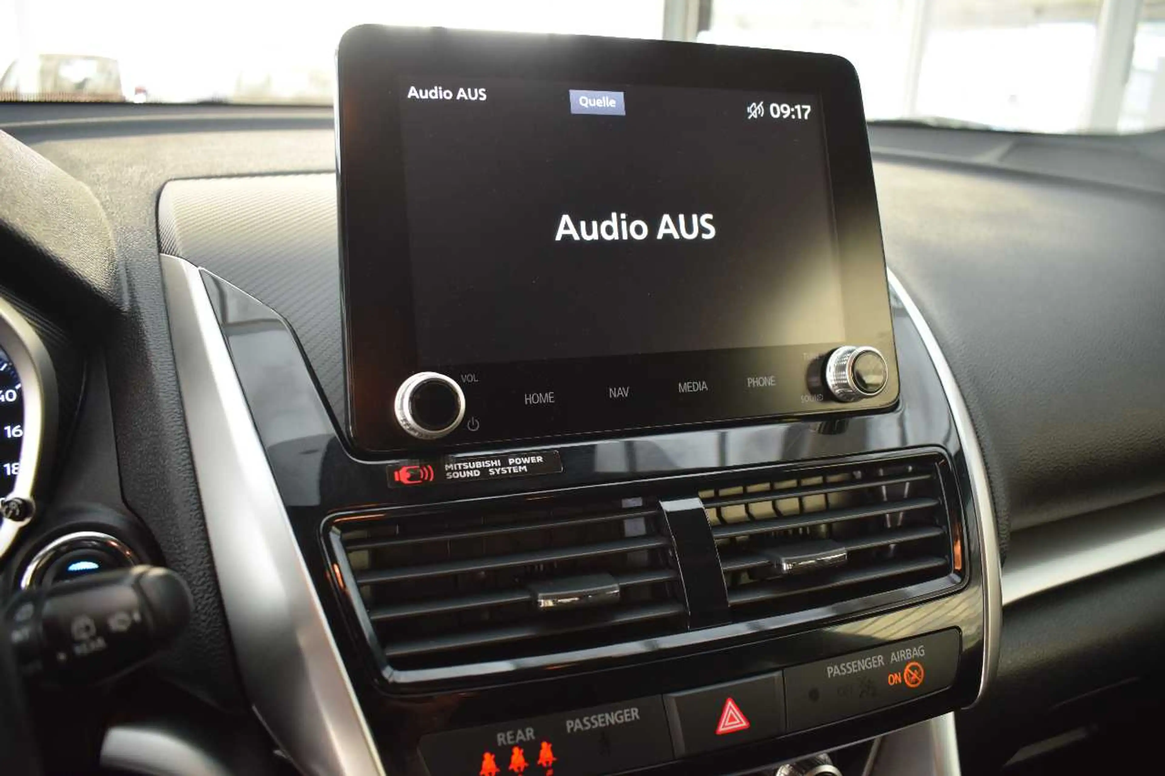 Mitsubishi Eclipse Cross Plug-in Hybrid Select — photo 12