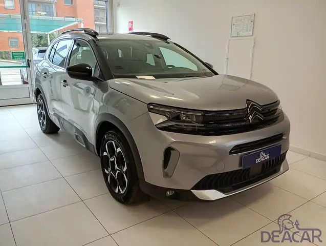 Citroen C5 Aircross view 3