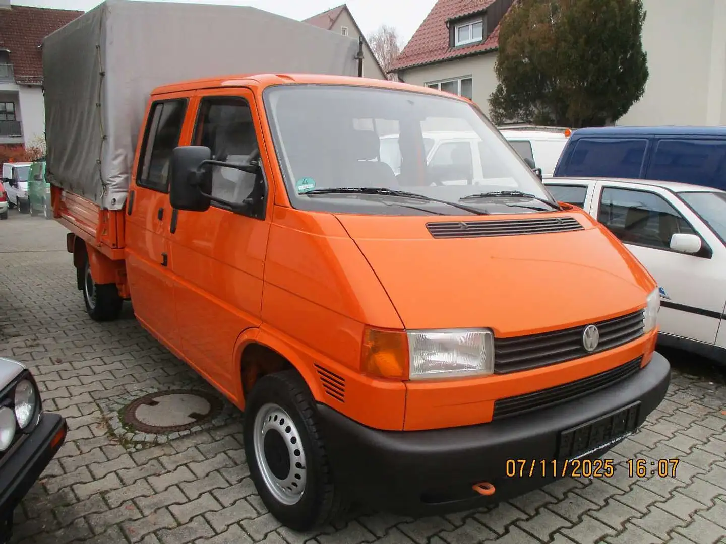 Volkswagen T4 Doppelkabine 2.0Benziner, orig. 84800km Orange - 2