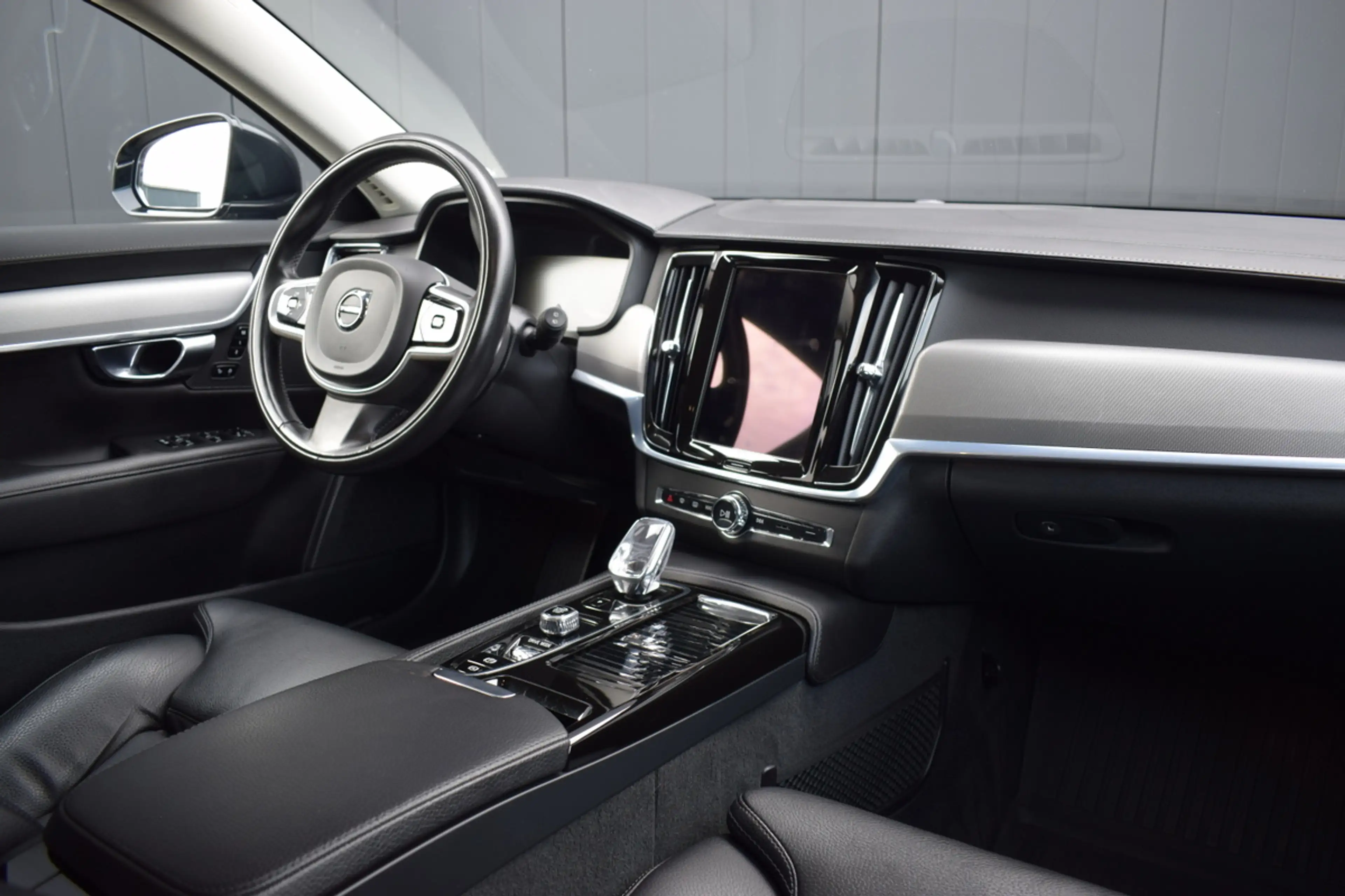 Volvo V90 2.0 T8 392pk AWD Inscription LED | Zwart Leder | C — photo 2