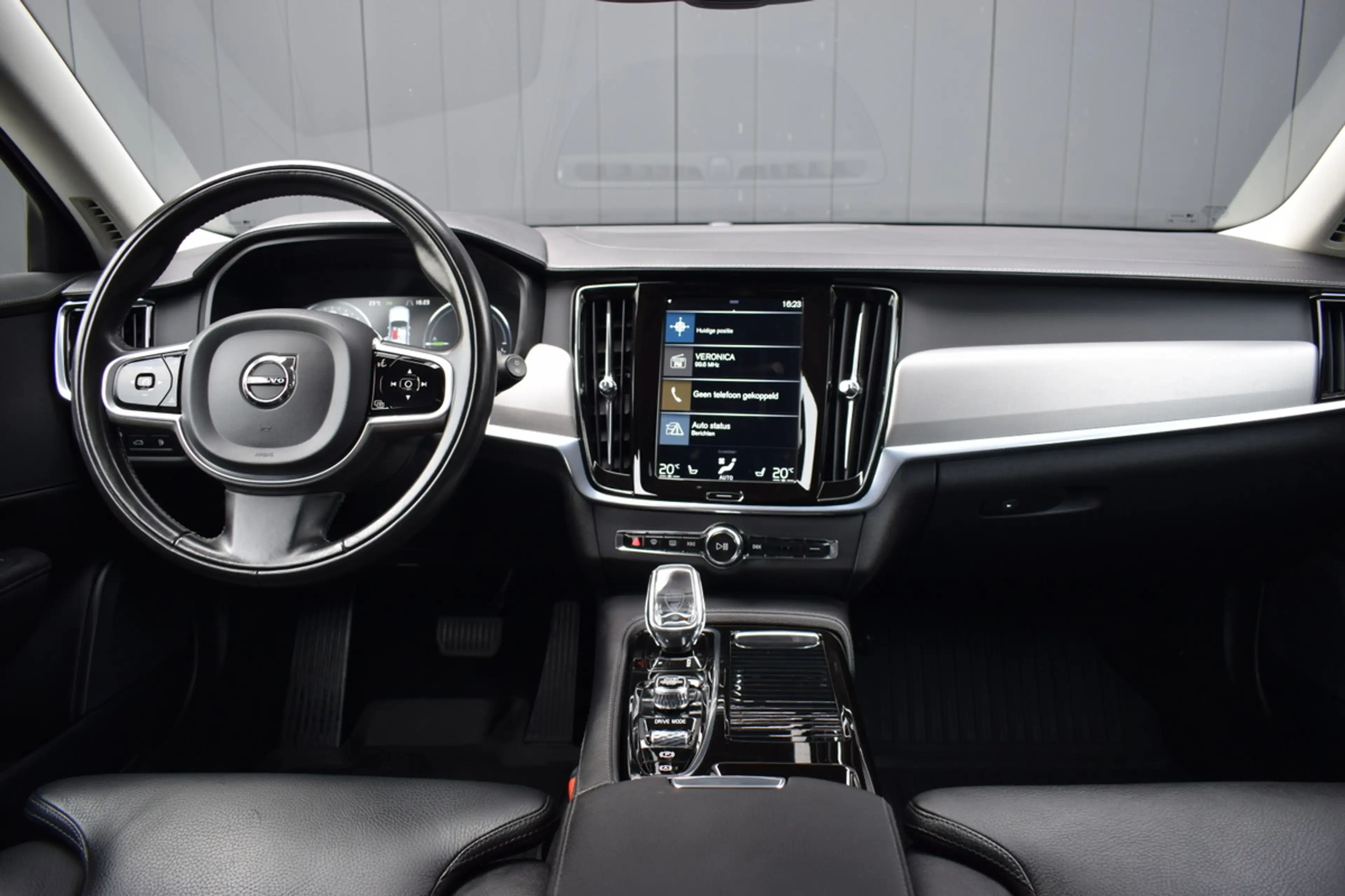 Volvo V90 2.0 T8 392pk AWD Inscription LED | Zwart Leder | C — photo 6