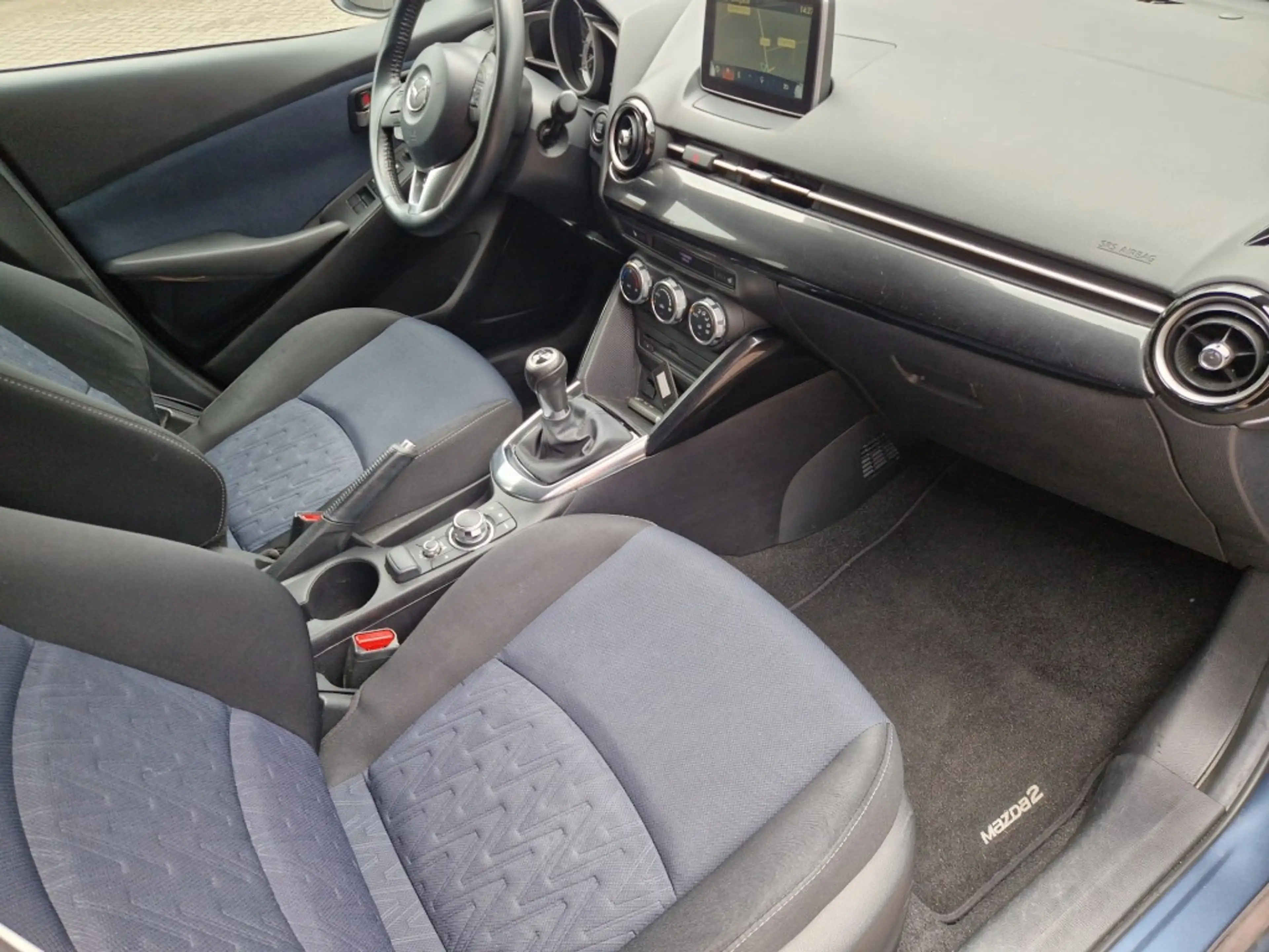 Mazda 2 1.5 Skyactiv-G GT-M 5-Drs Airco NL-auto Navi Deale — photo 9