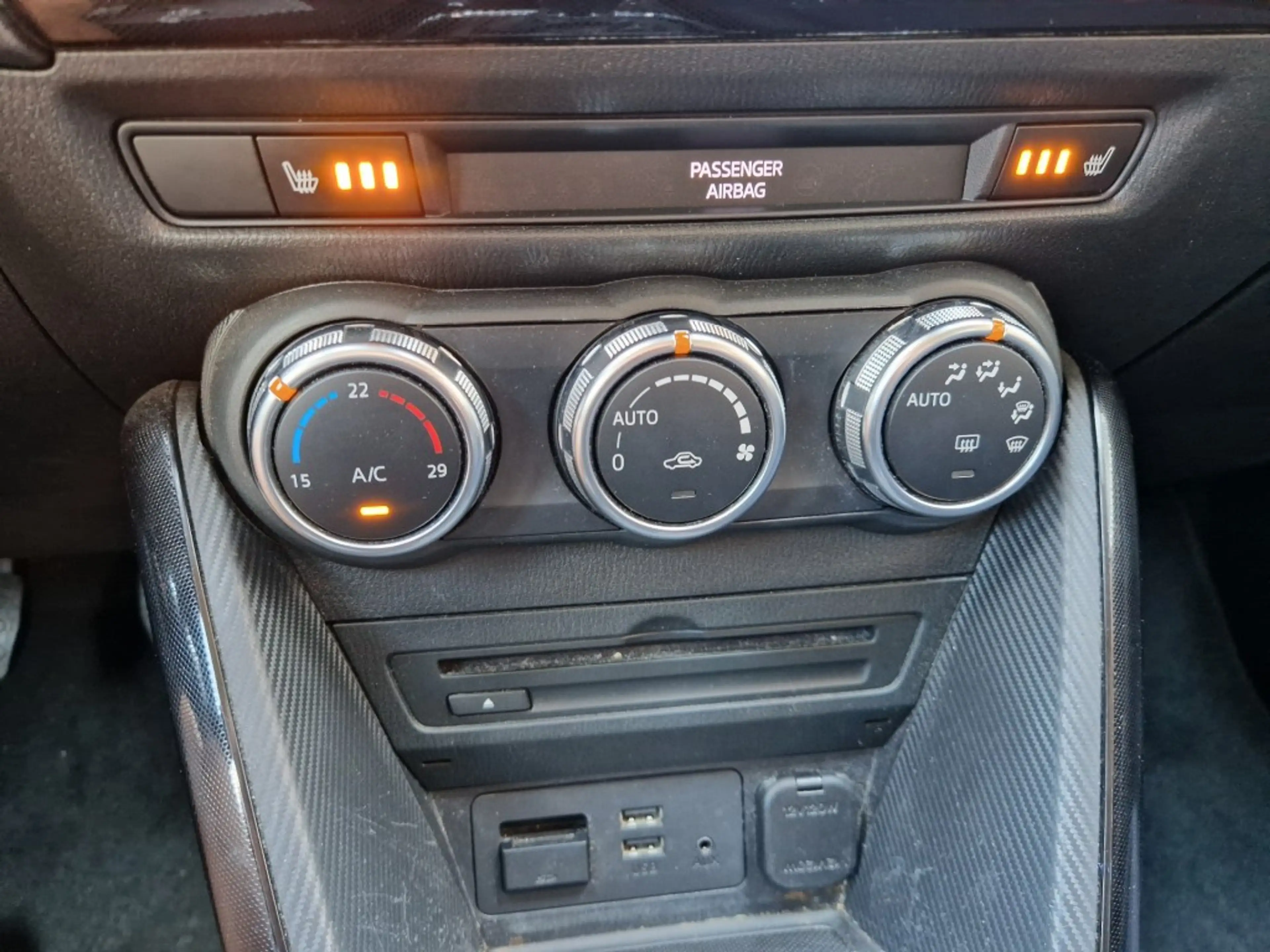 Mazda 2 1.5 Skyactiv-G GT-M 5-Drs Airco NL-auto Navi Deale — photo 12