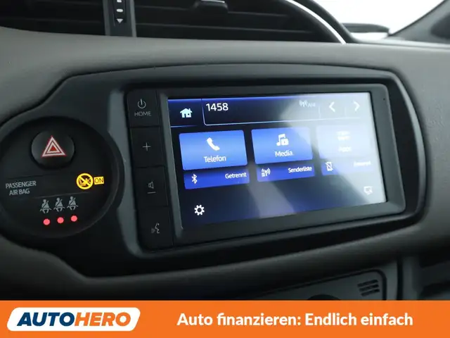 Toyota Yaris view 21