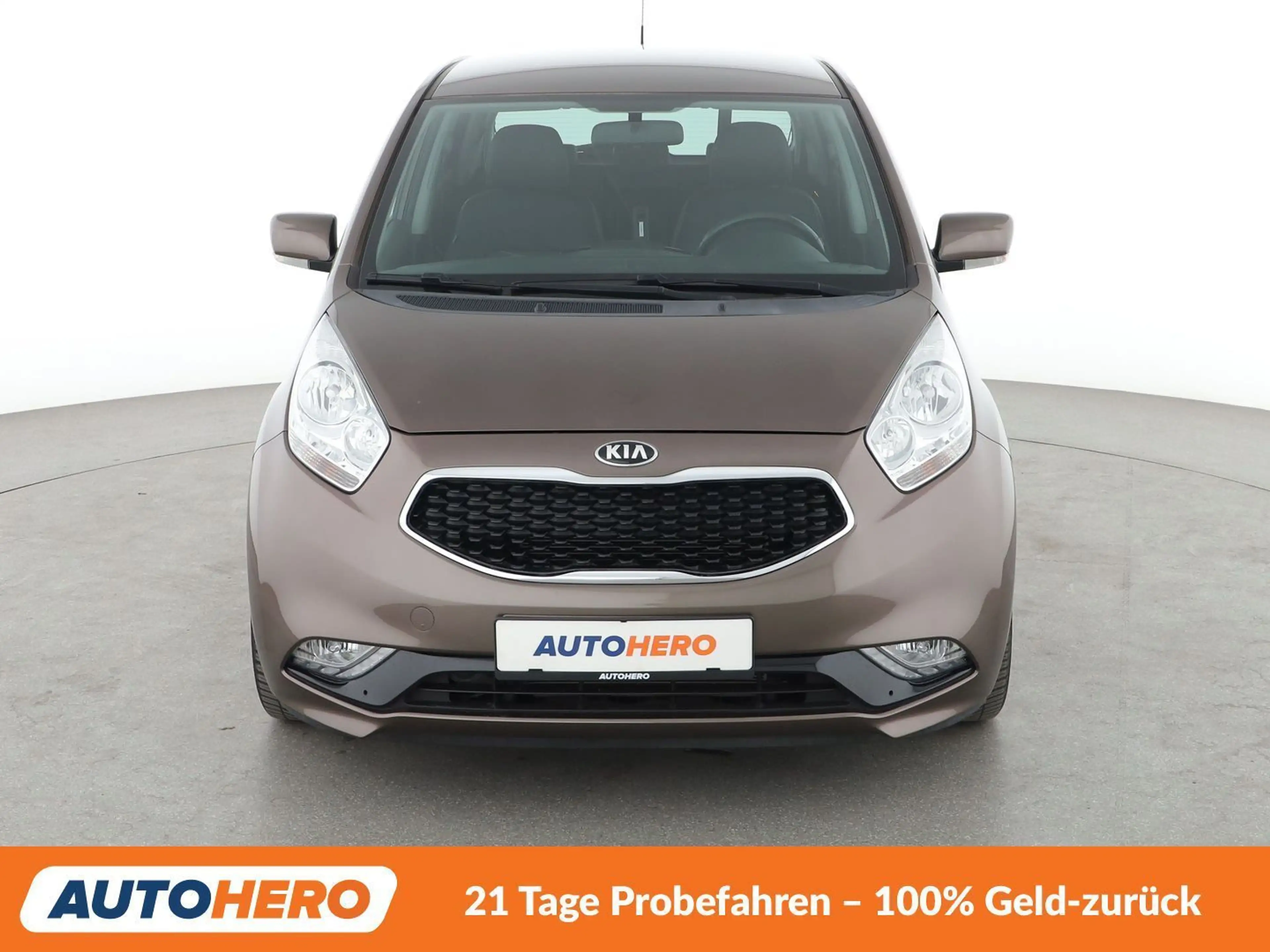 Kia Venga 1.6 Dream Team *NAVI*CAM*SHZ*LHZ*ALU*AHK* — photo 9