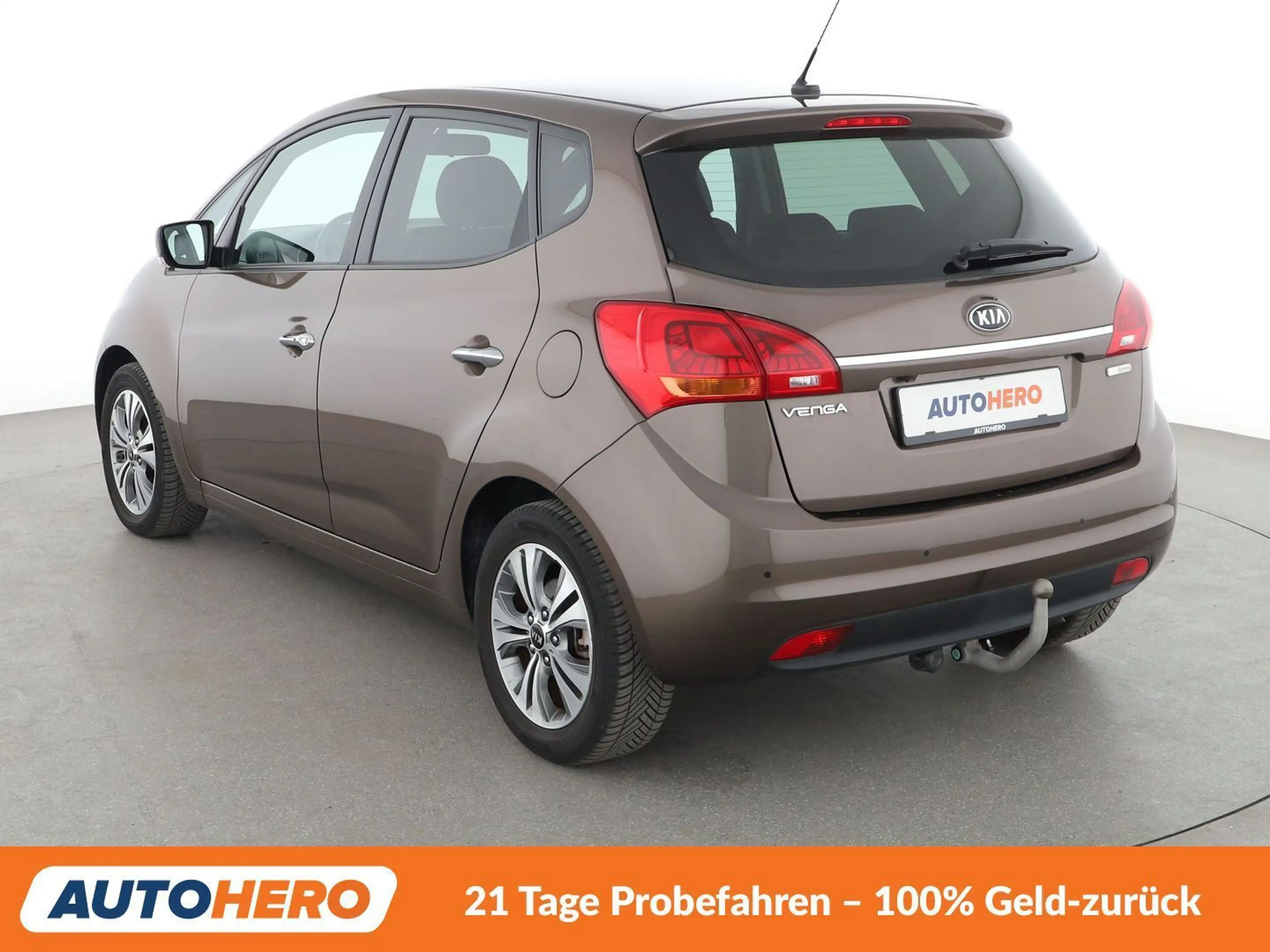 Kia Venga 1.6 Dream Team *NAVI*CAM*SHZ*LHZ*ALU*AHK* — photo 4