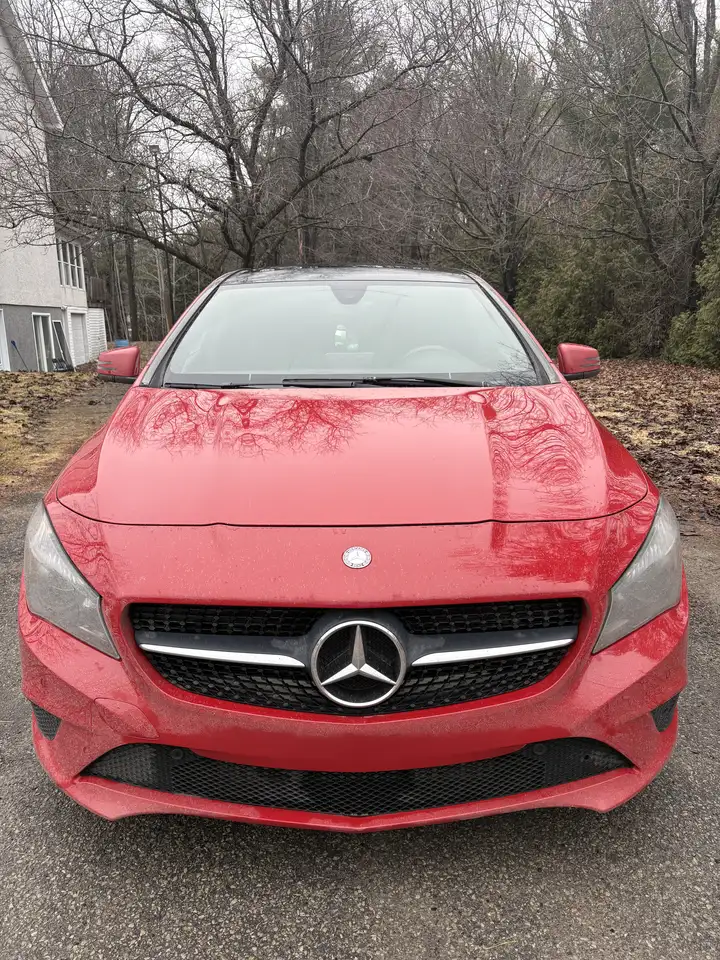 Mercedes-Benz CLA снимка Mercedes-Benz CLA
