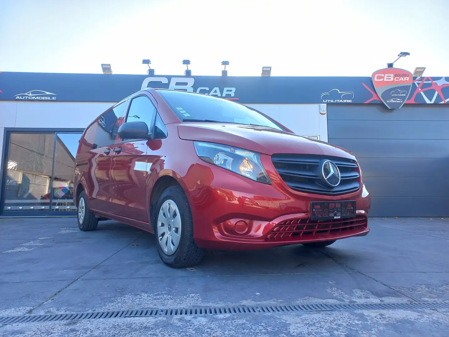 Mercedes-Benz Vito 2.0 BlueTEC EU6d Rouge - 2