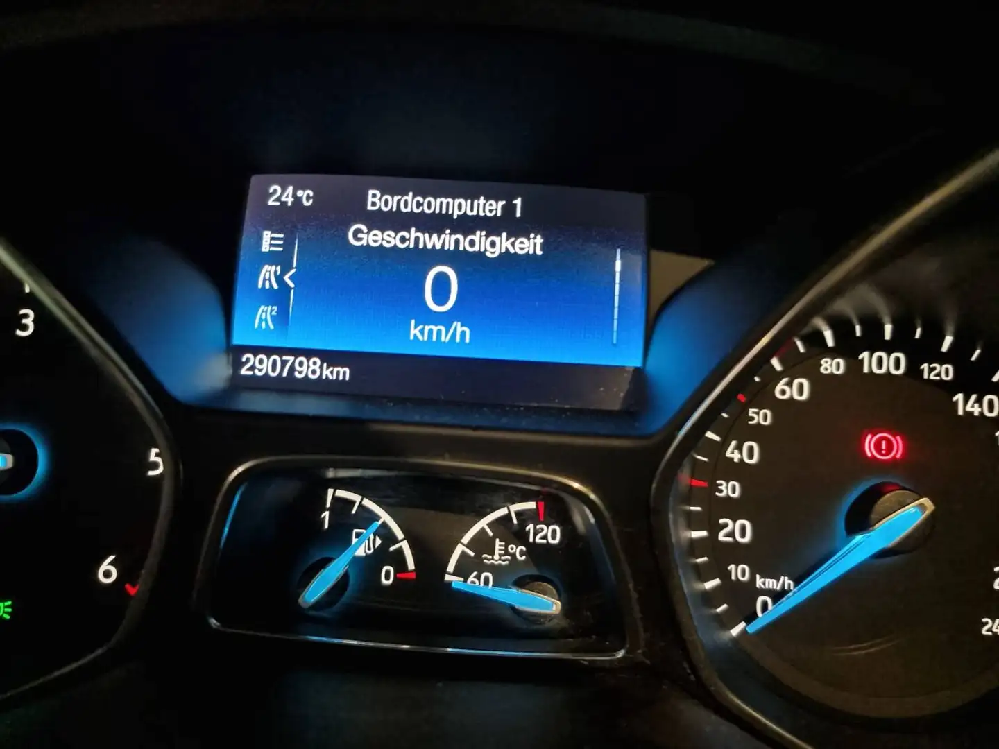 Ford Focus Focus Traveller Van Titanium 1,6 TDCi Titanium Gold - 1