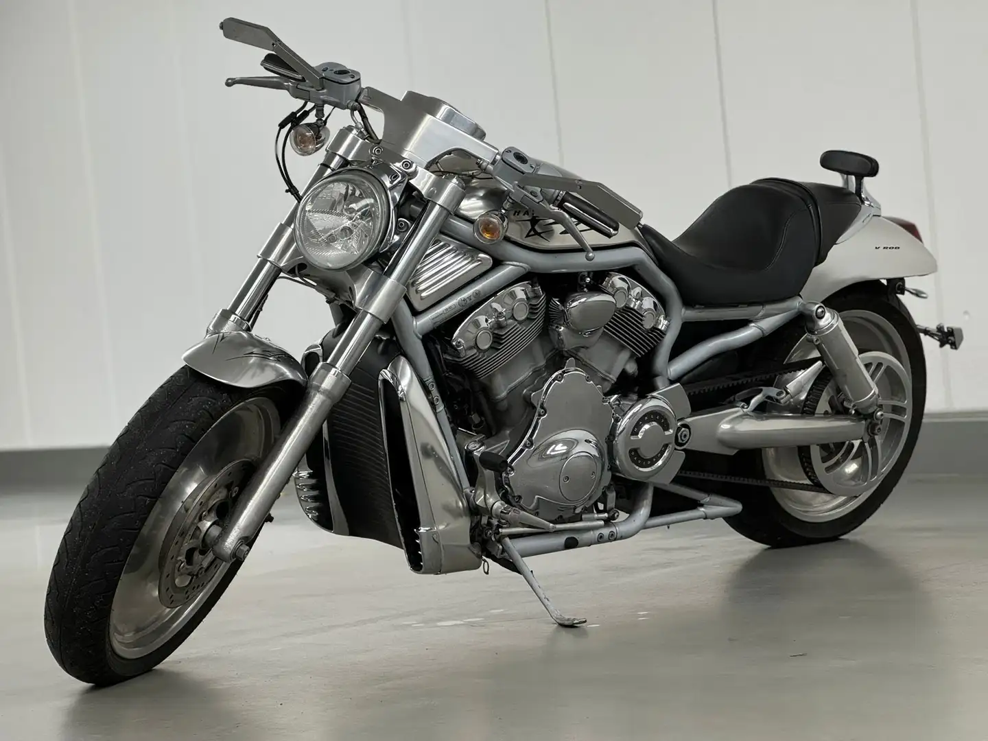 Harley-Davidson V-Rod ALUMINIUM - 34340 KM - PARFAIT ETAT Argintiu - 1