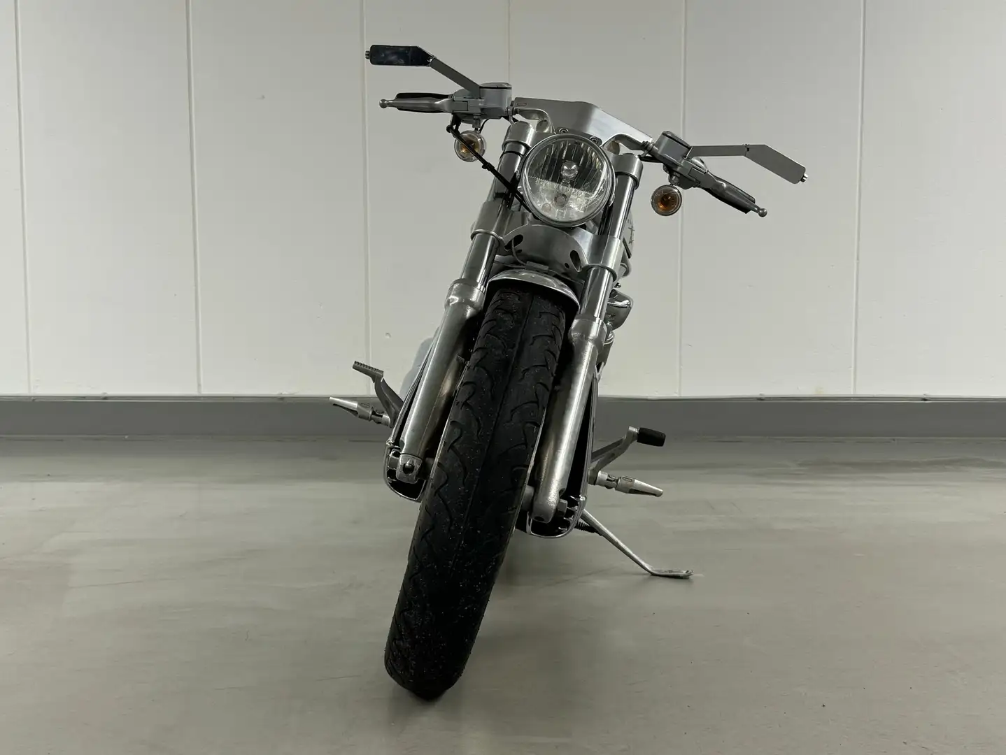 Harley-Davidson V-Rod ALUMINIUM - 34340 KM - PARFAIT ETAT Argintiu - 2
