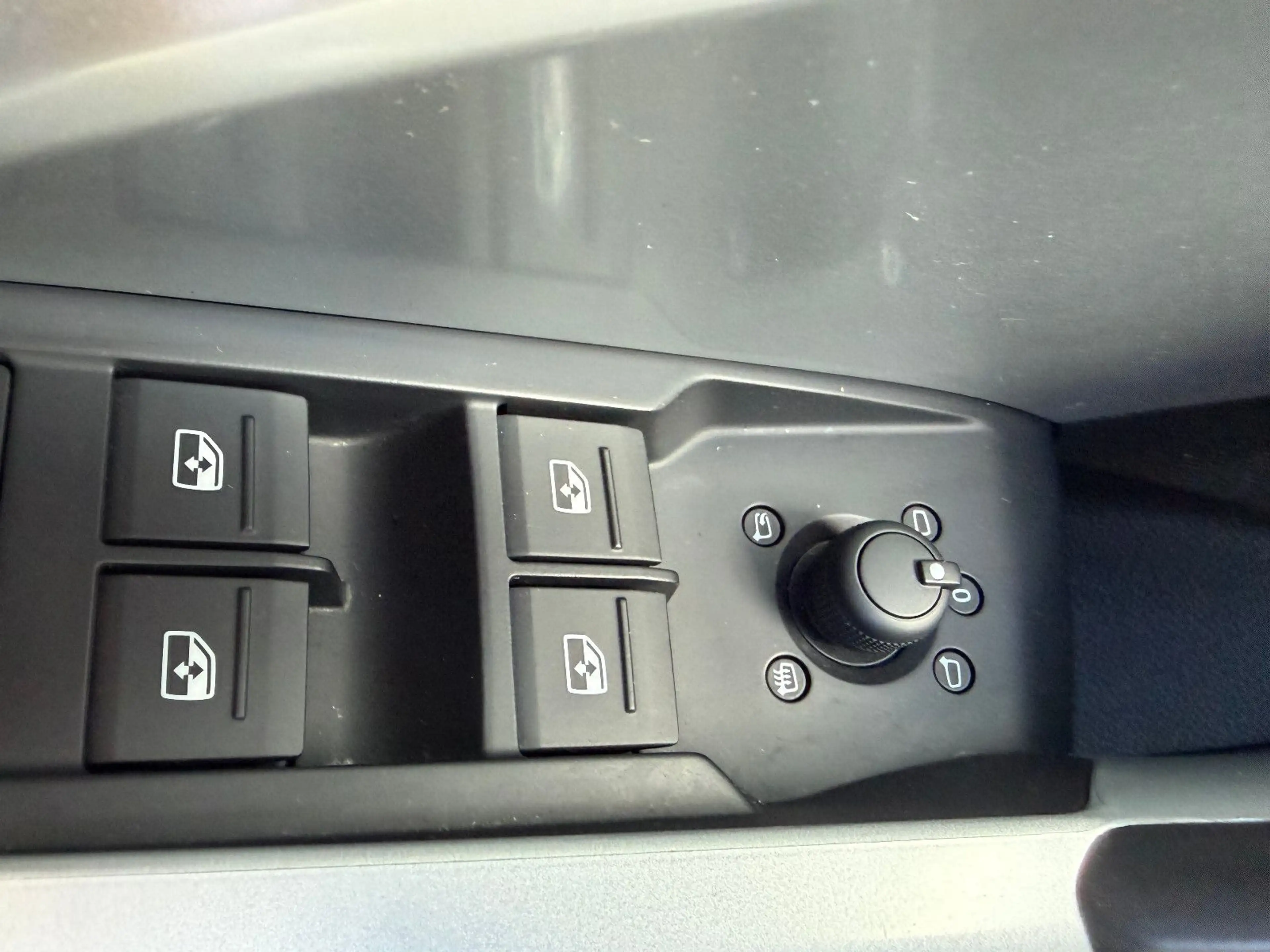 Audi Q3 35 TFSI S-Line Black Paket Pano LED AHK — photo 16