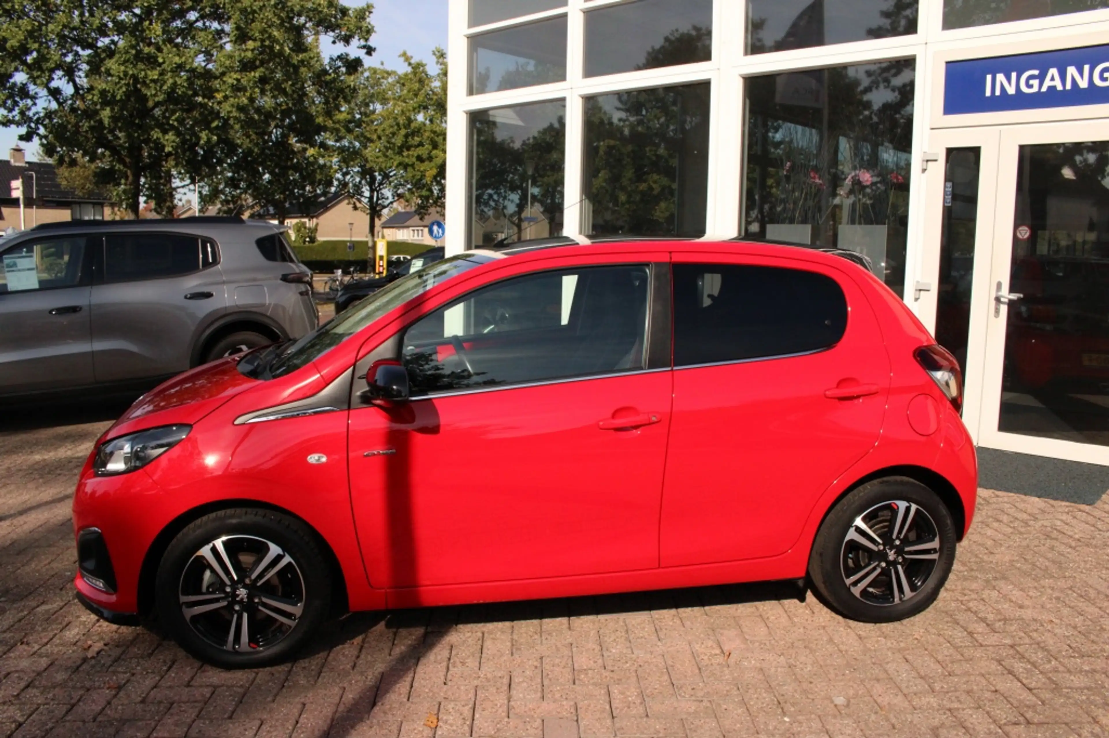 Peugeot 108 1.0 e-VTi GT-Line — photo 4