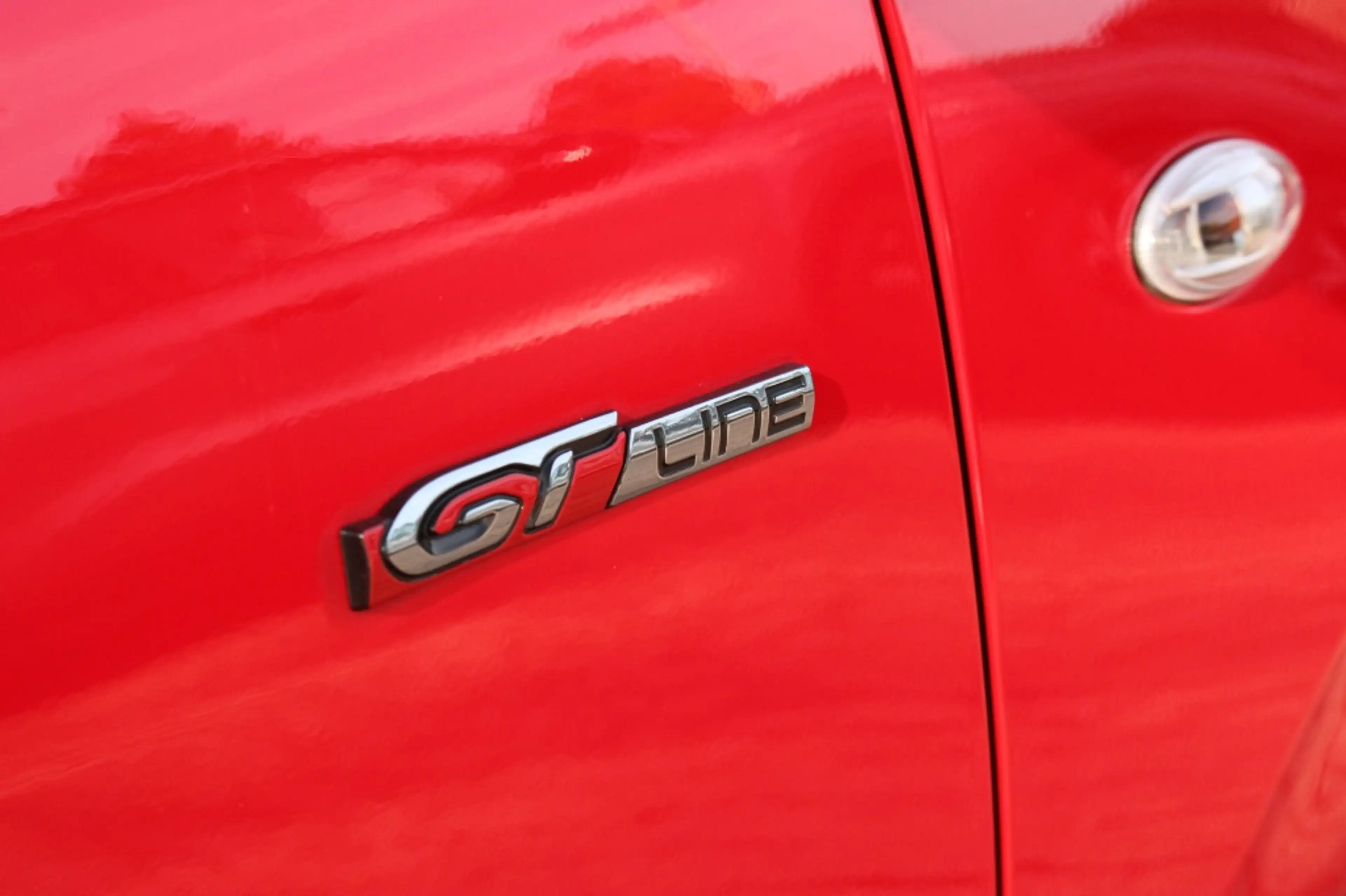 Peugeot 108 1.0 e-VTi GT-Line — photo 9