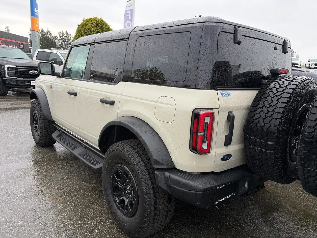 Ford Bronco снимка Ford Bronco