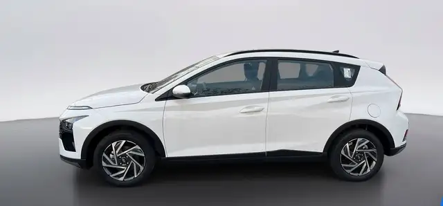 Hyundai Bayon view 3