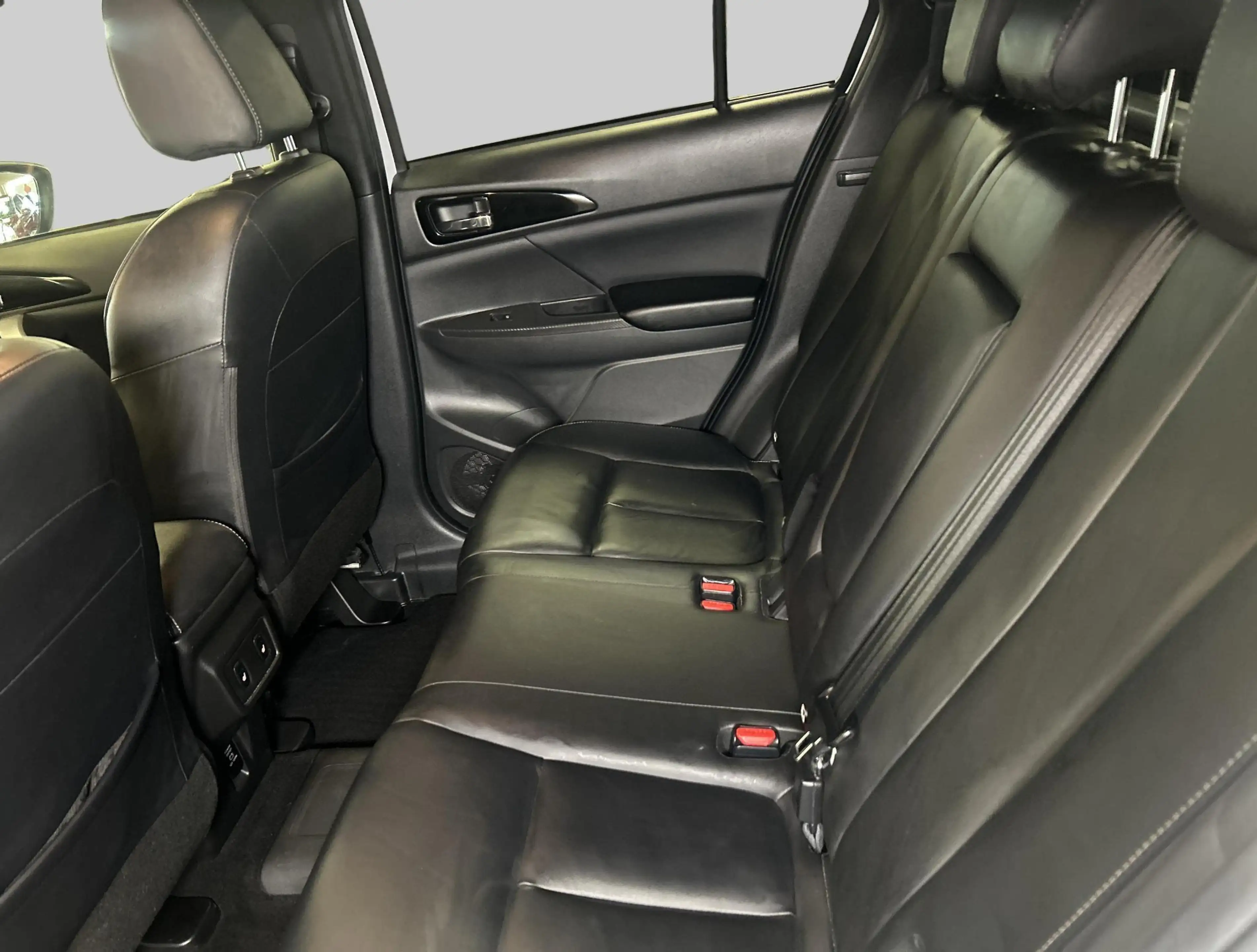 Mitsubishi Eclipse Cross 2.4 PHEV Instyle Trekhaak, 360 camera — photo 9