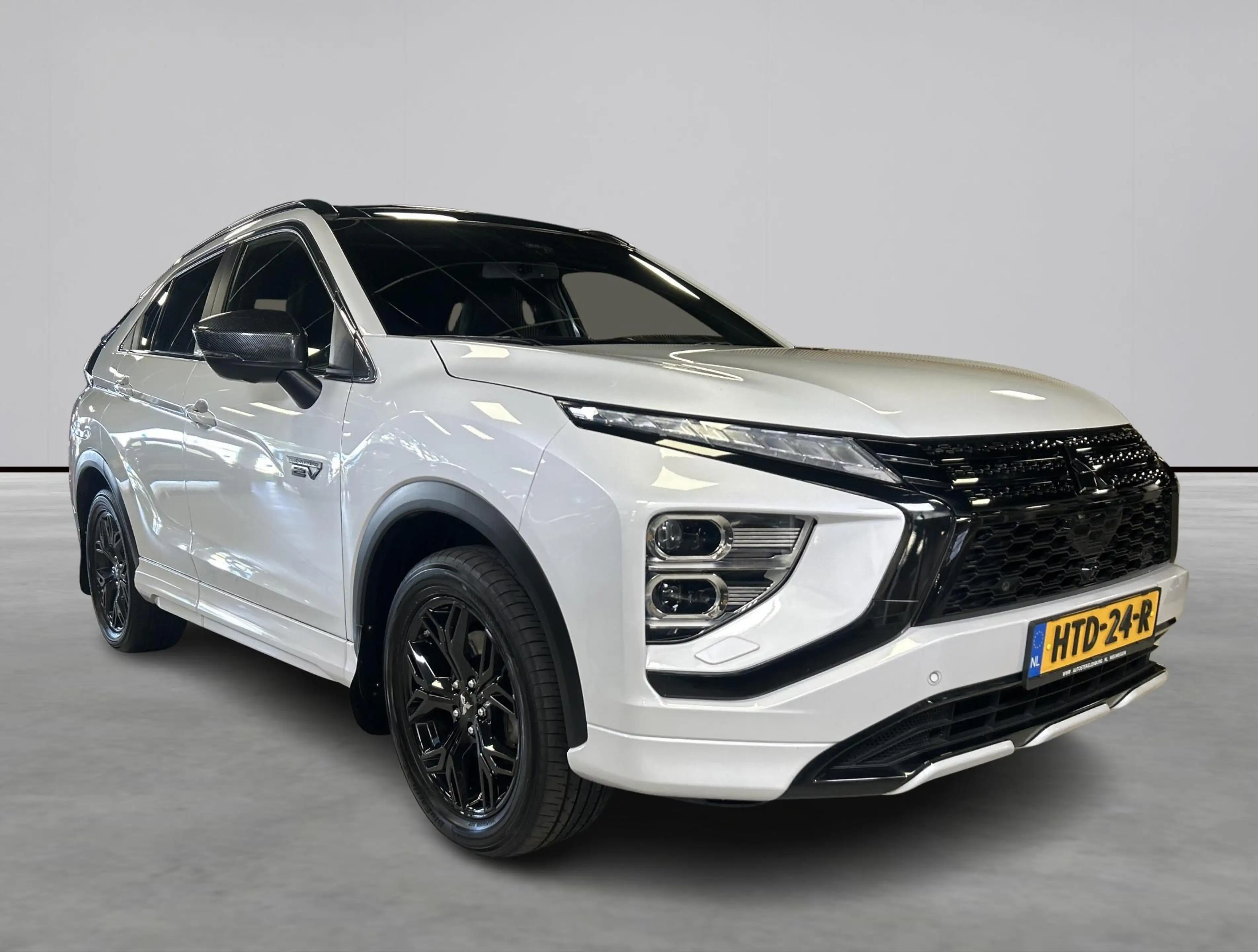 Mitsubishi Eclipse Cross 2.4 PHEV Instyle Trekhaak, 360 camera — photo 7