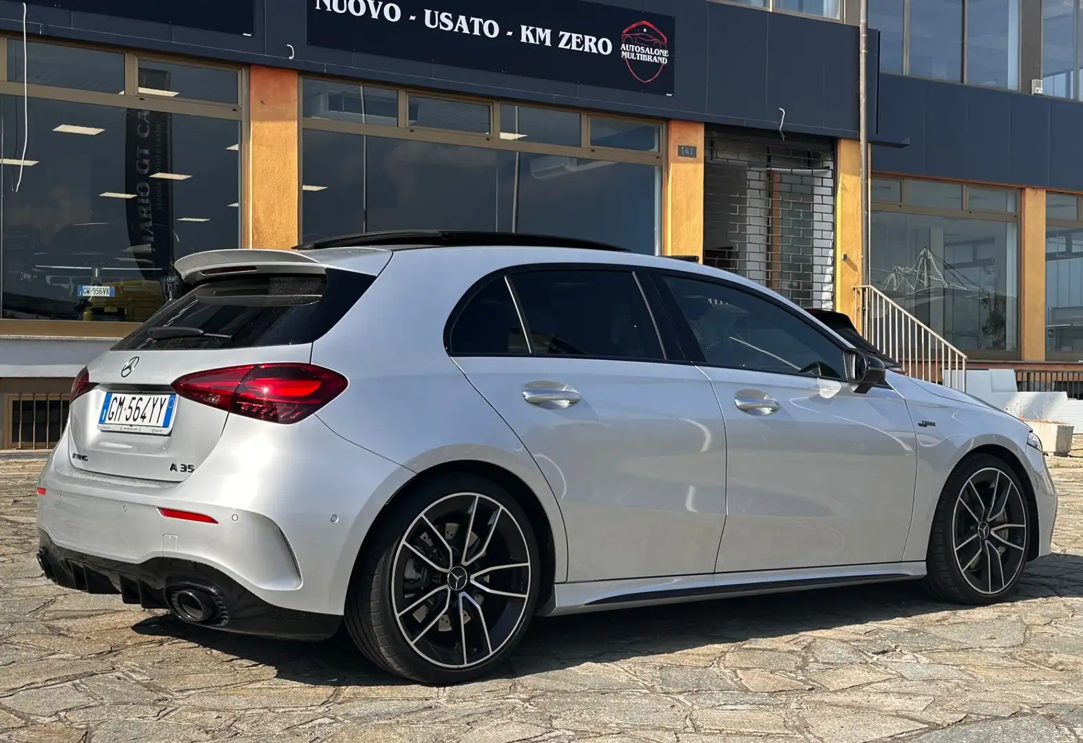 Mercedes-Benz A 45 AMG A 35 AMG 4Matic Premium Plus Argent - 2
