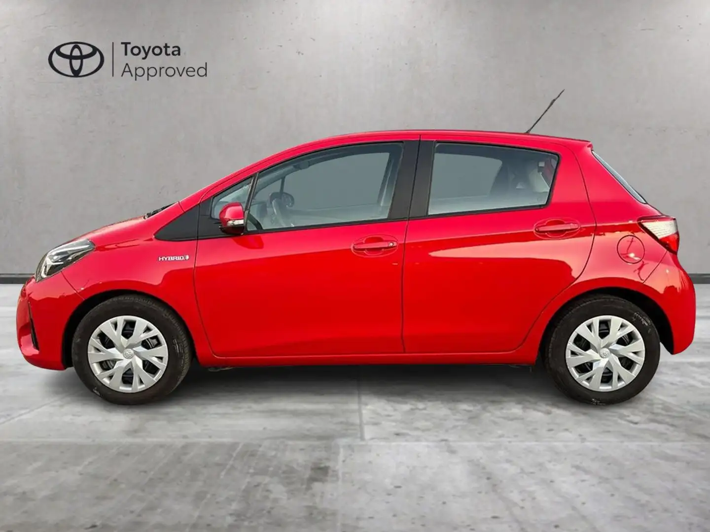 Toyota Yaris Yaris 5p 1.5h Cool Rosso - 2