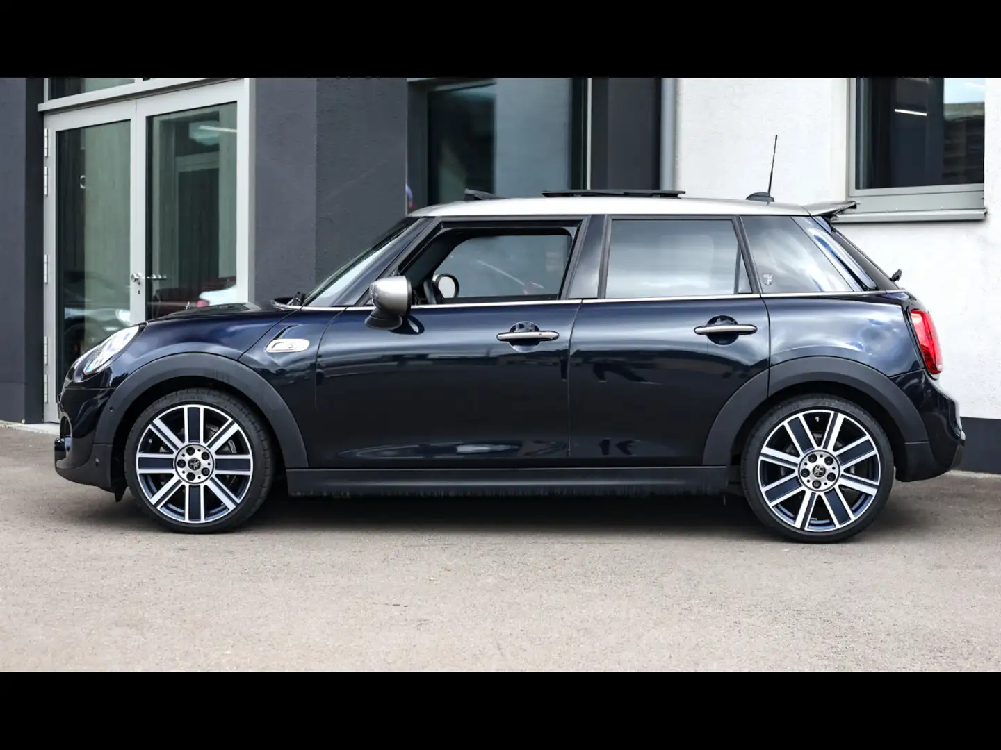 MINI Cooper S 5-TÛRER AUTO°MINI YOURS°PANO°CARPLAY°KAM°ACC°HK Bleu - 2