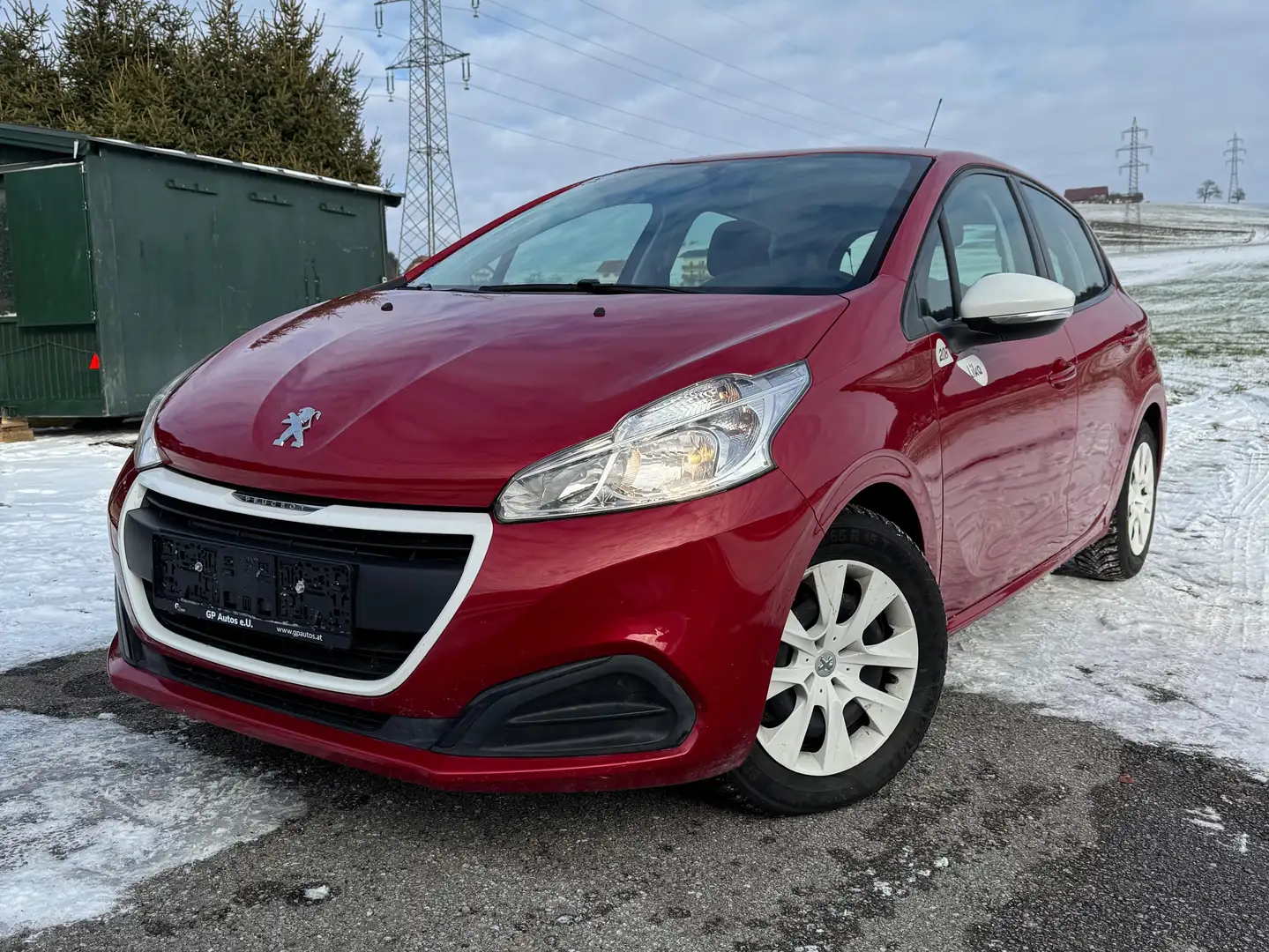 Peugeot 208 1,0 - Erstbesitz, jährliche Service bei Peugeot Rot - 1