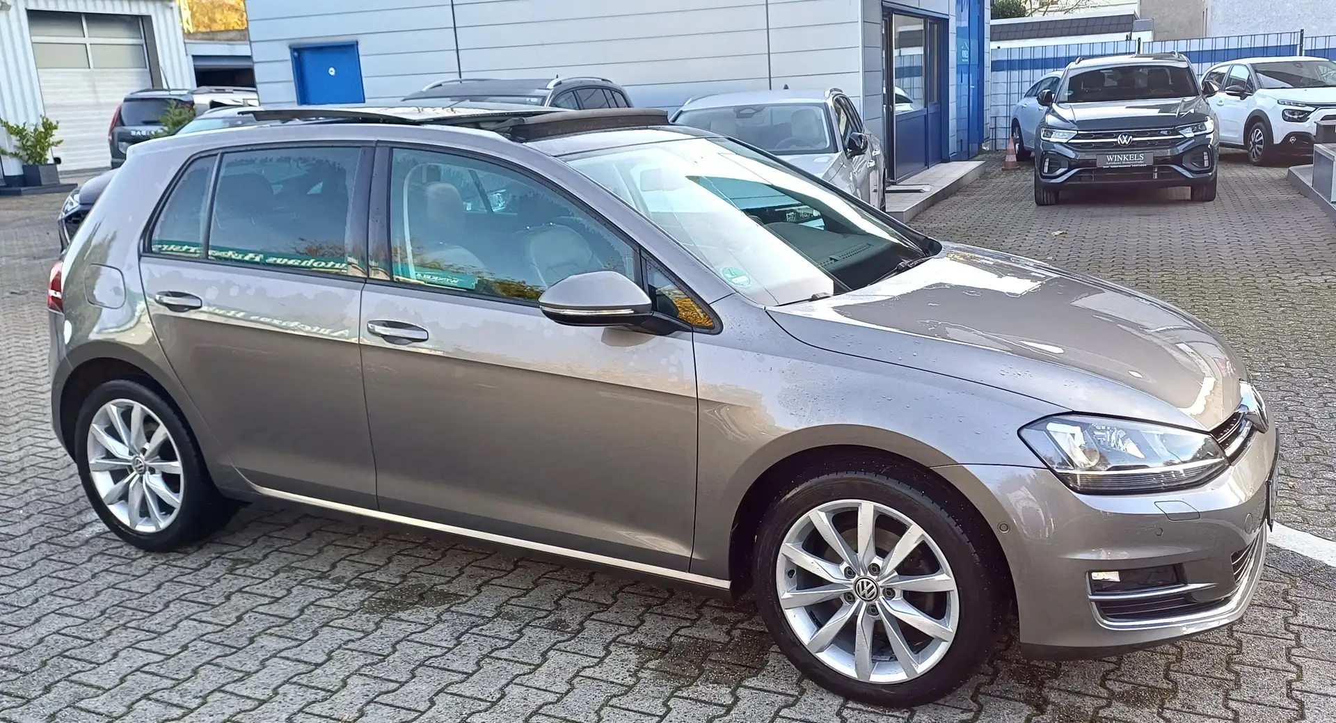 Volkswagen Golf Golf Highline TDI Allrad-Navi-Leder-Pano-Massage Grau - 1
