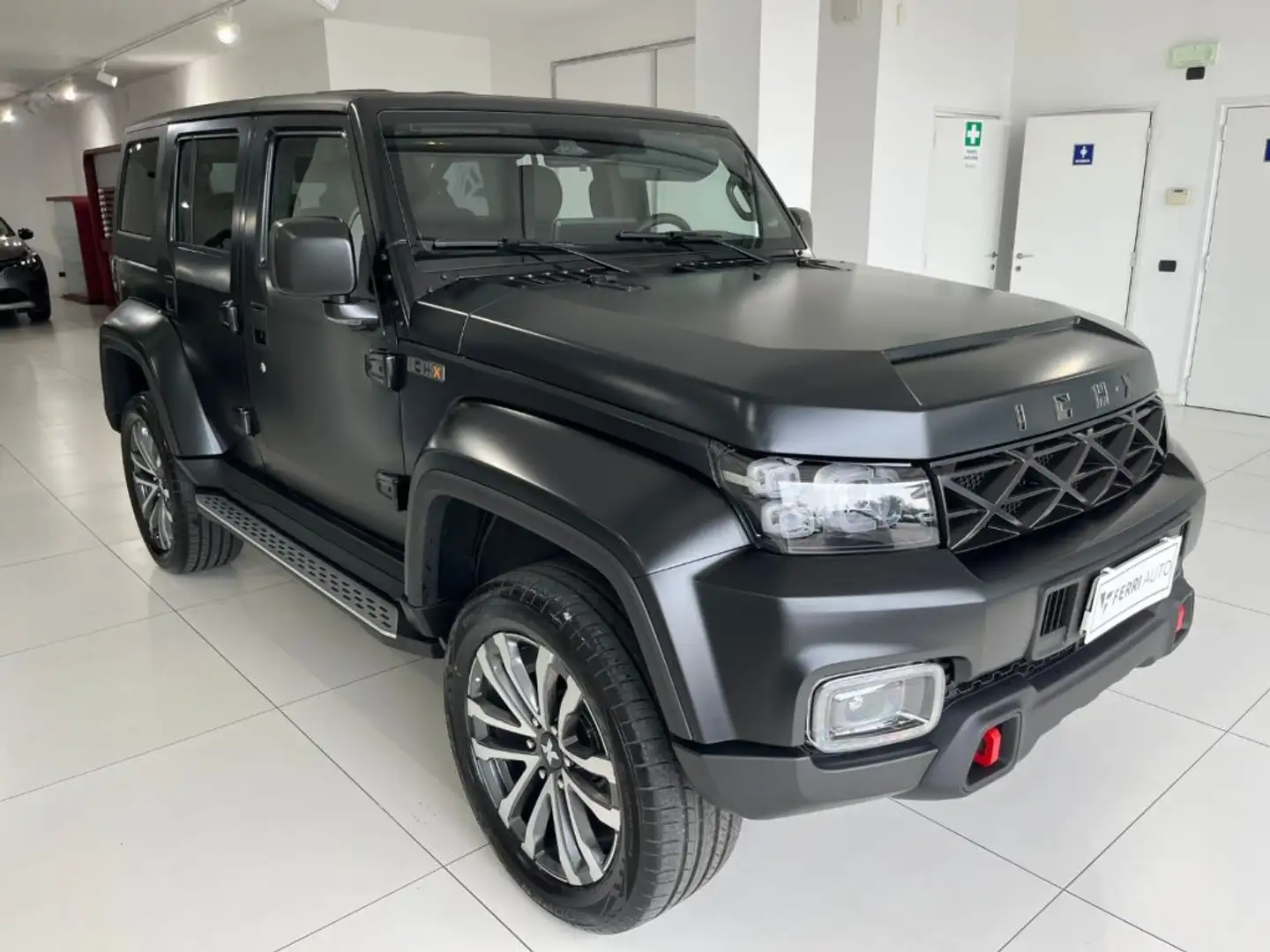 ICH-X K2 2.0 Turbo Diesel 4x4 Nero - 2