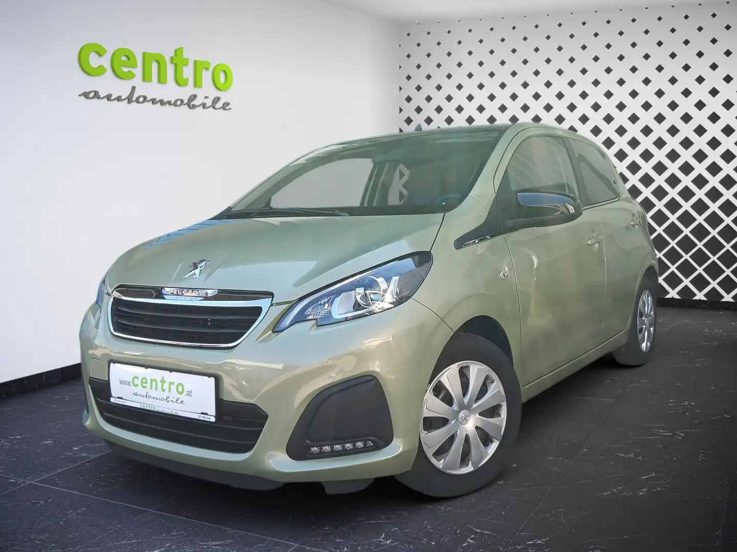 Peugeot 108 108 1,0 VTi 72 Active + WR Grün - 1
