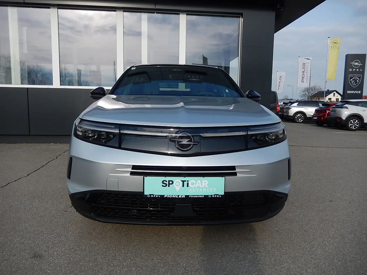 Opel Grandland 1.2 MHEV GS Aut. Silber - 2