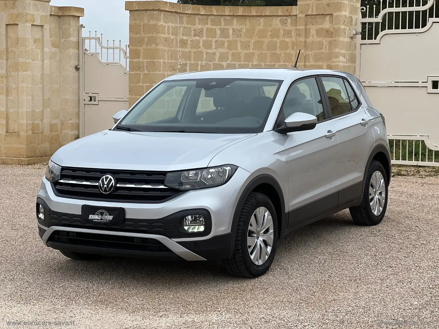Volkswagen T-Cross 1.6 TDI Urban BMT Gris - 1