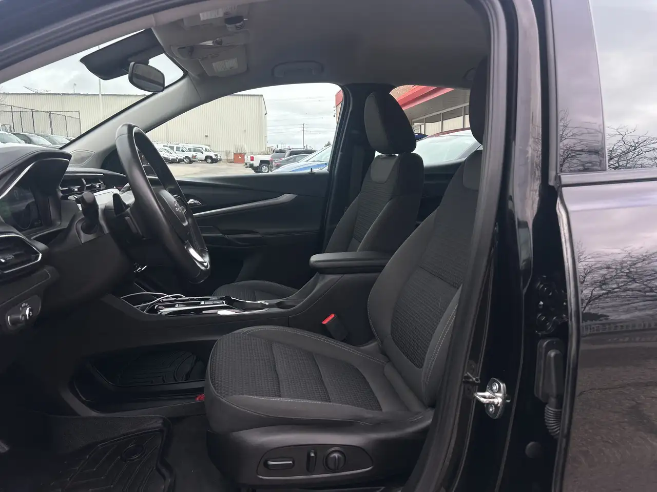 Chevrolet Bolt снимка Chevrolet Bolt