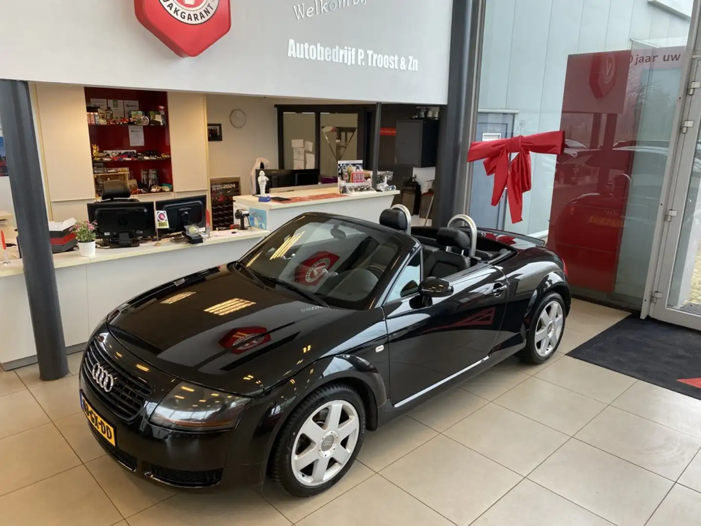 Audi TT Roadster 1.8 5V Turbo,100% Onderhouden,Elektrisch Zwart - 2