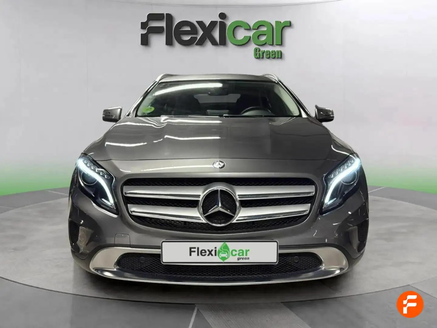 Mercedes-Benz GLA 200 200d Urban 7G-DCT Gris - 2
