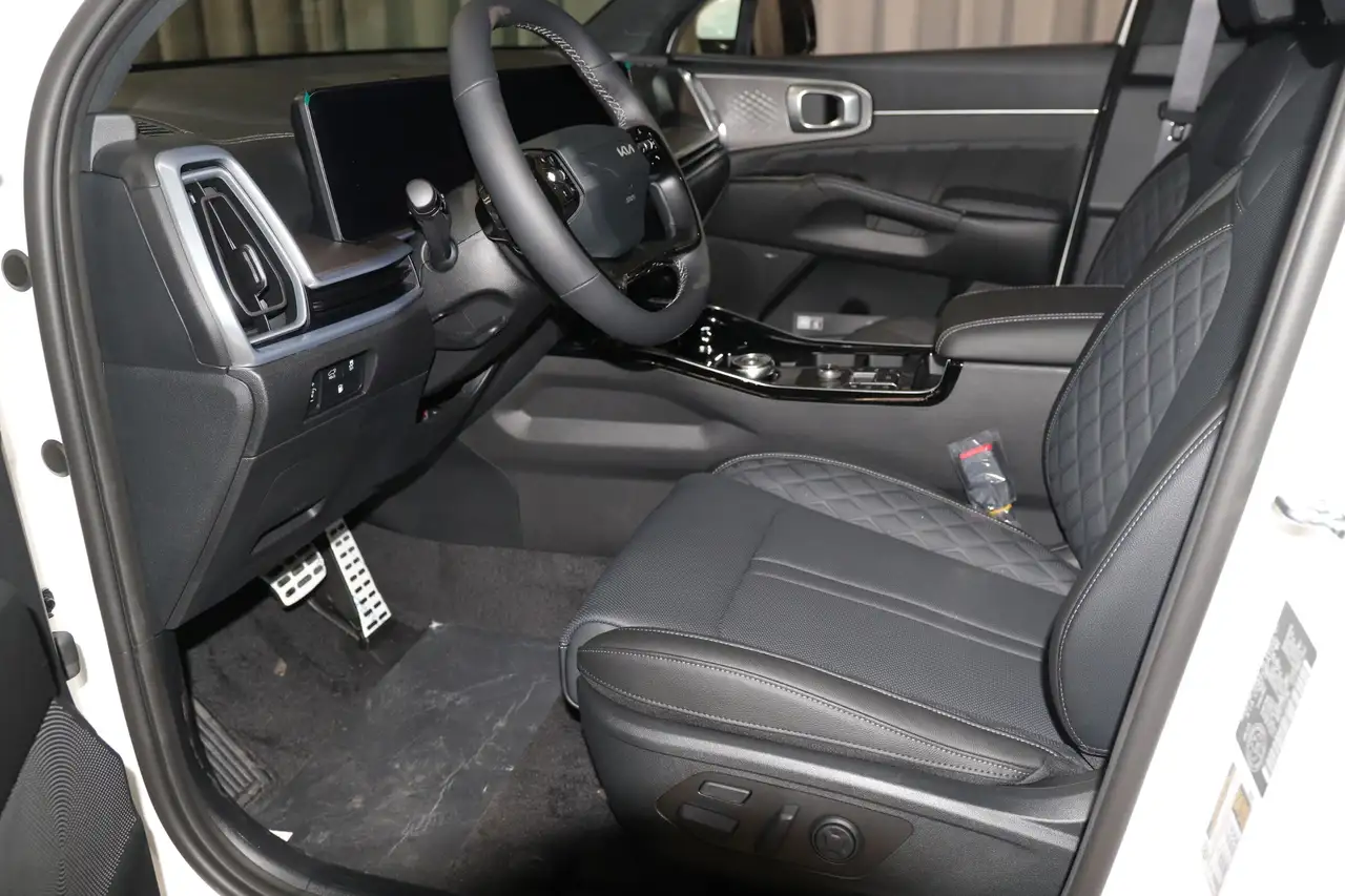 Kia Sorento снимка Kia Sorento