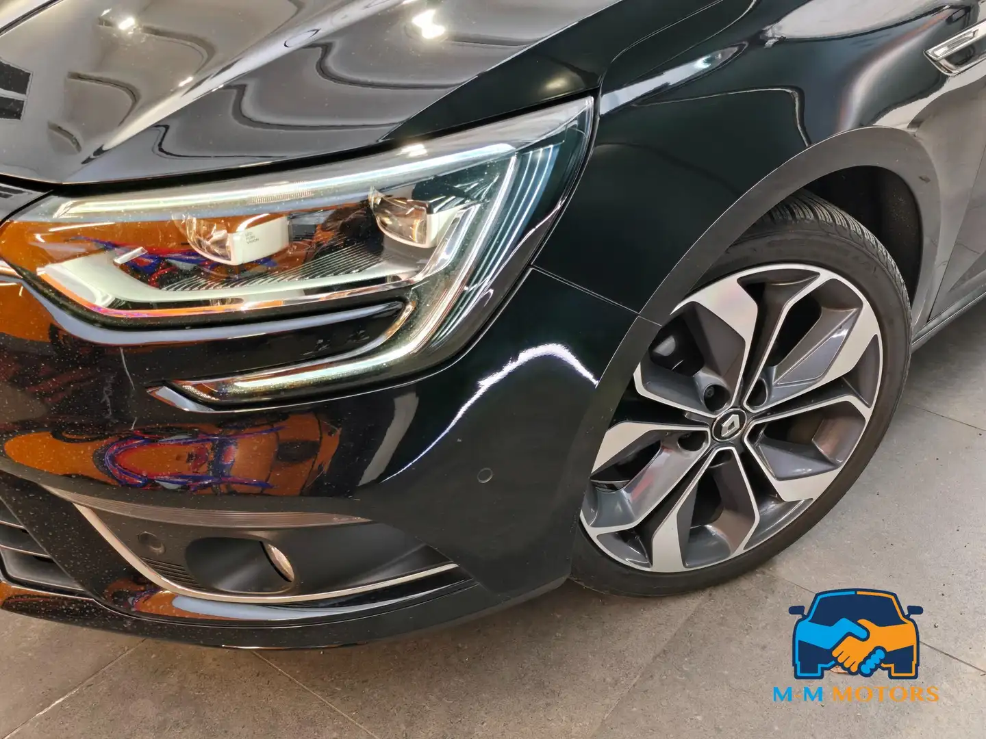 Renault Megane 1.5 dci energy Intens 110cv edc Schwarz - 2