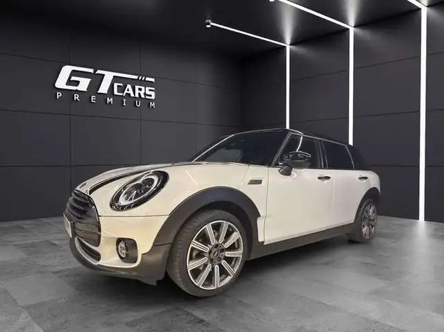 MINI Cooper Clubman